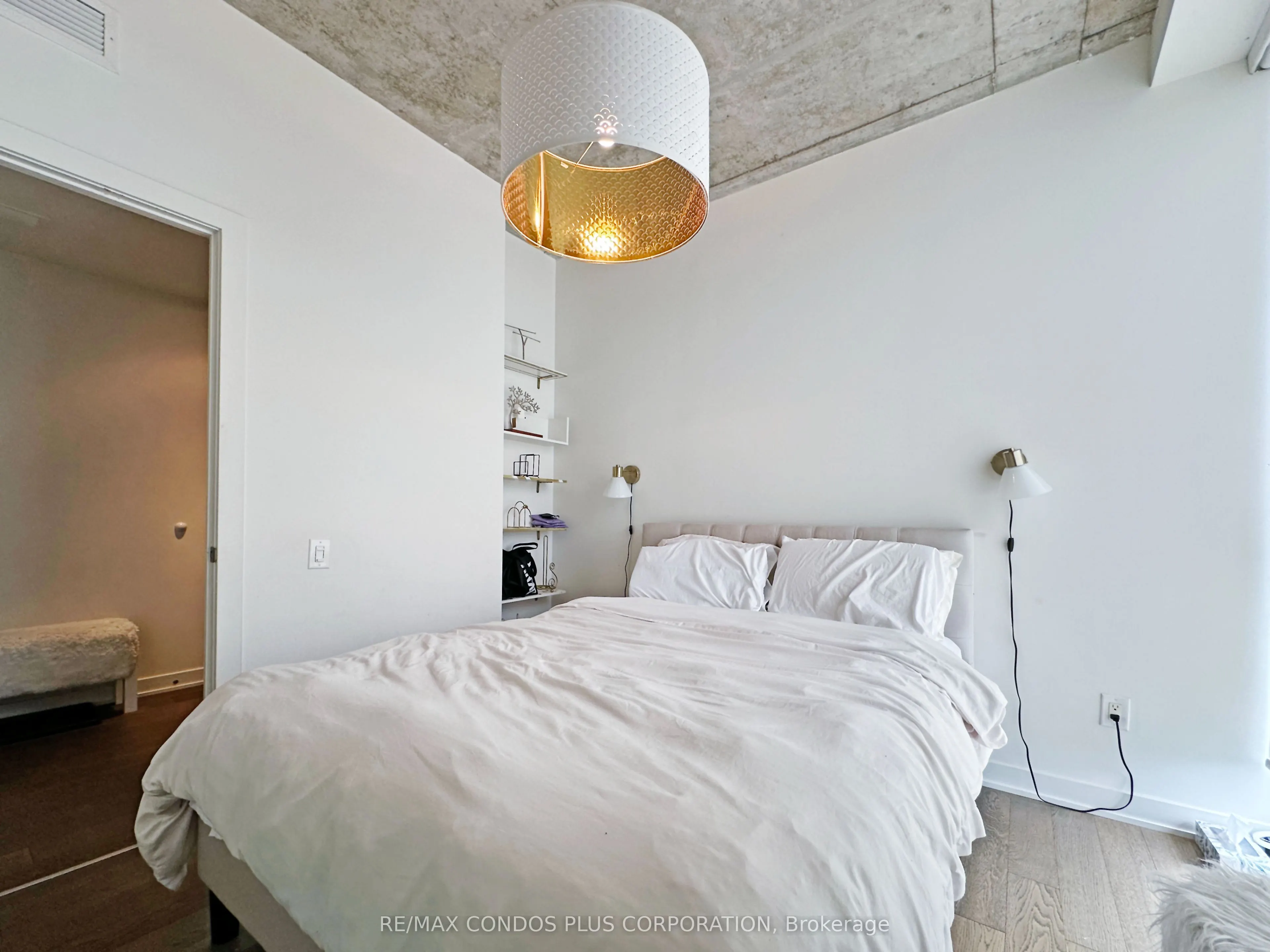38 Stewart Street, #1005
