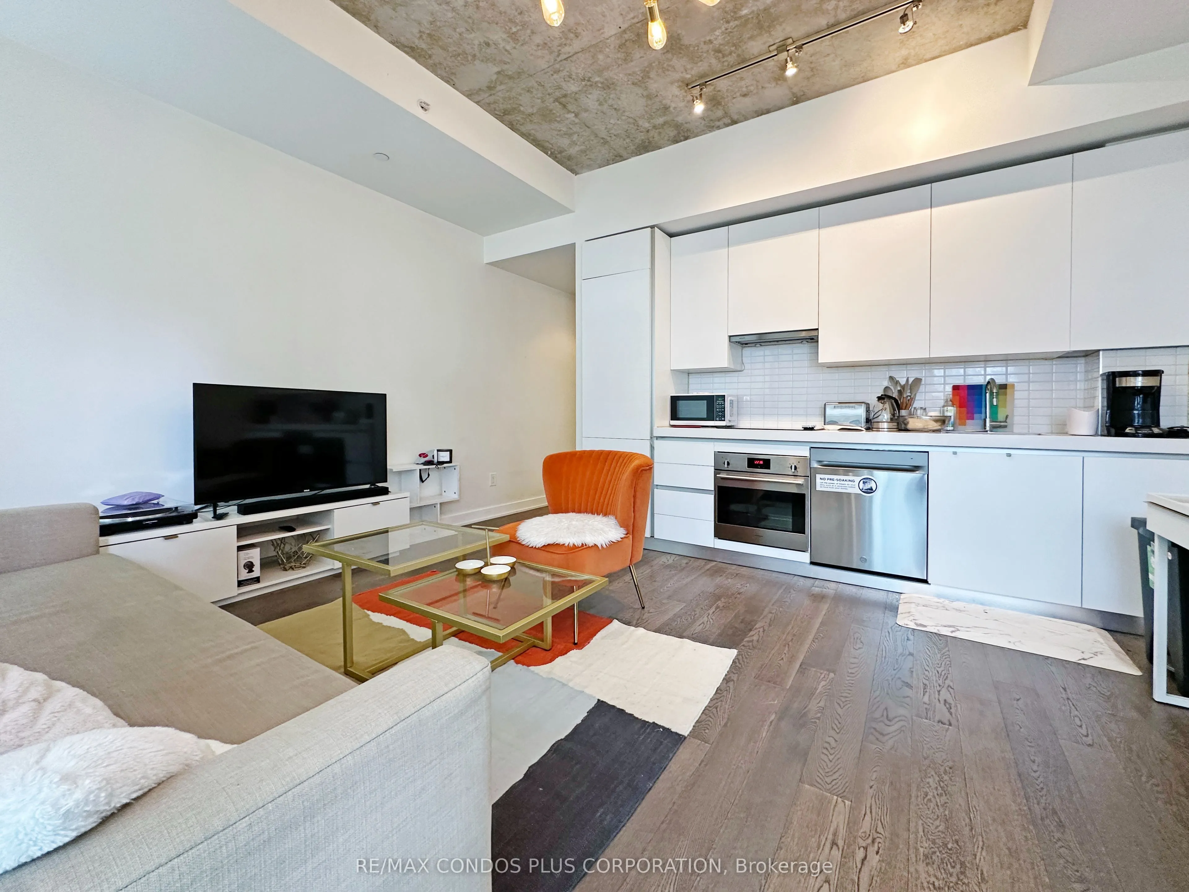 38 Stewart Street, #1005