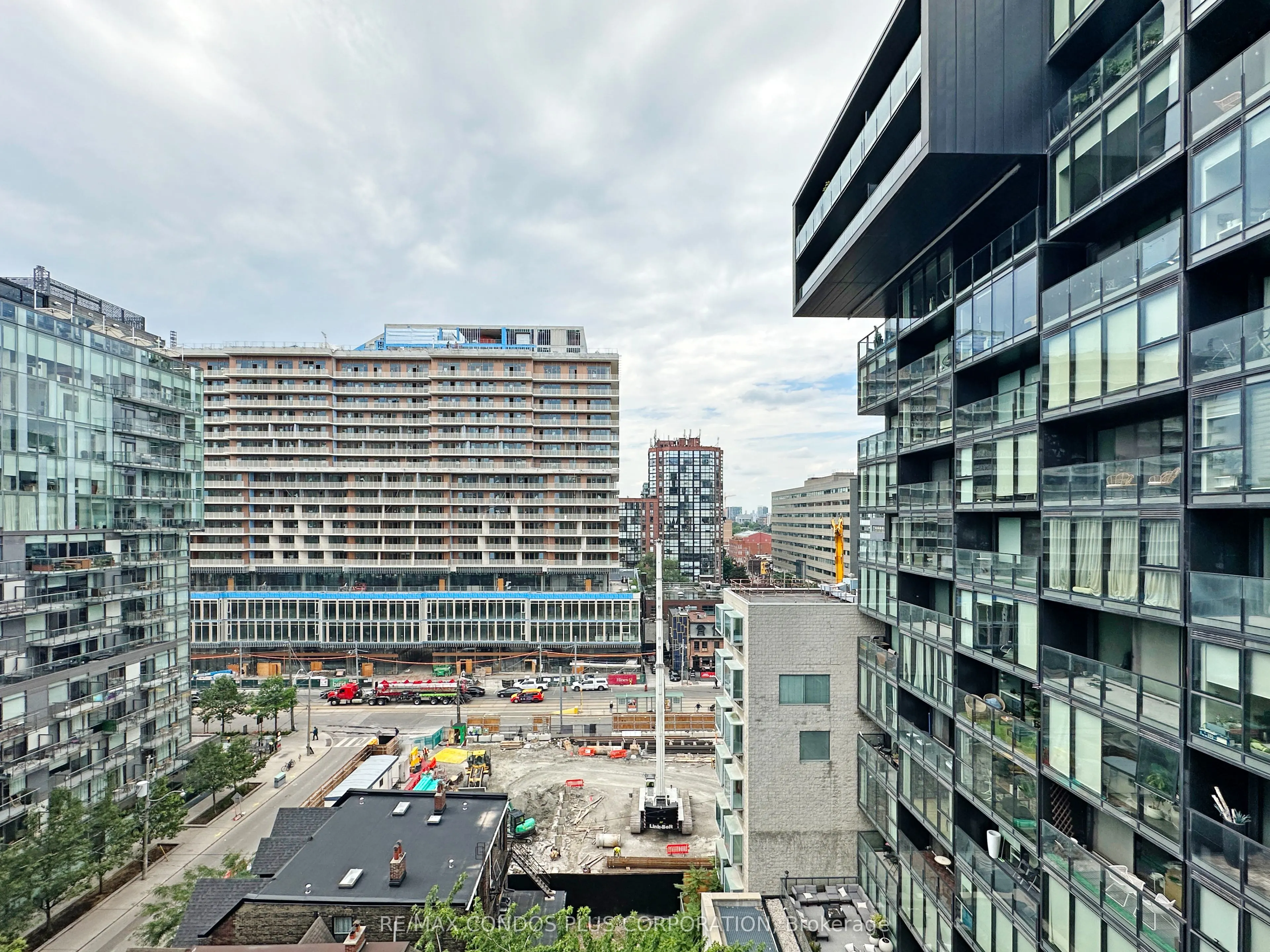 38 Stewart Street, #1005