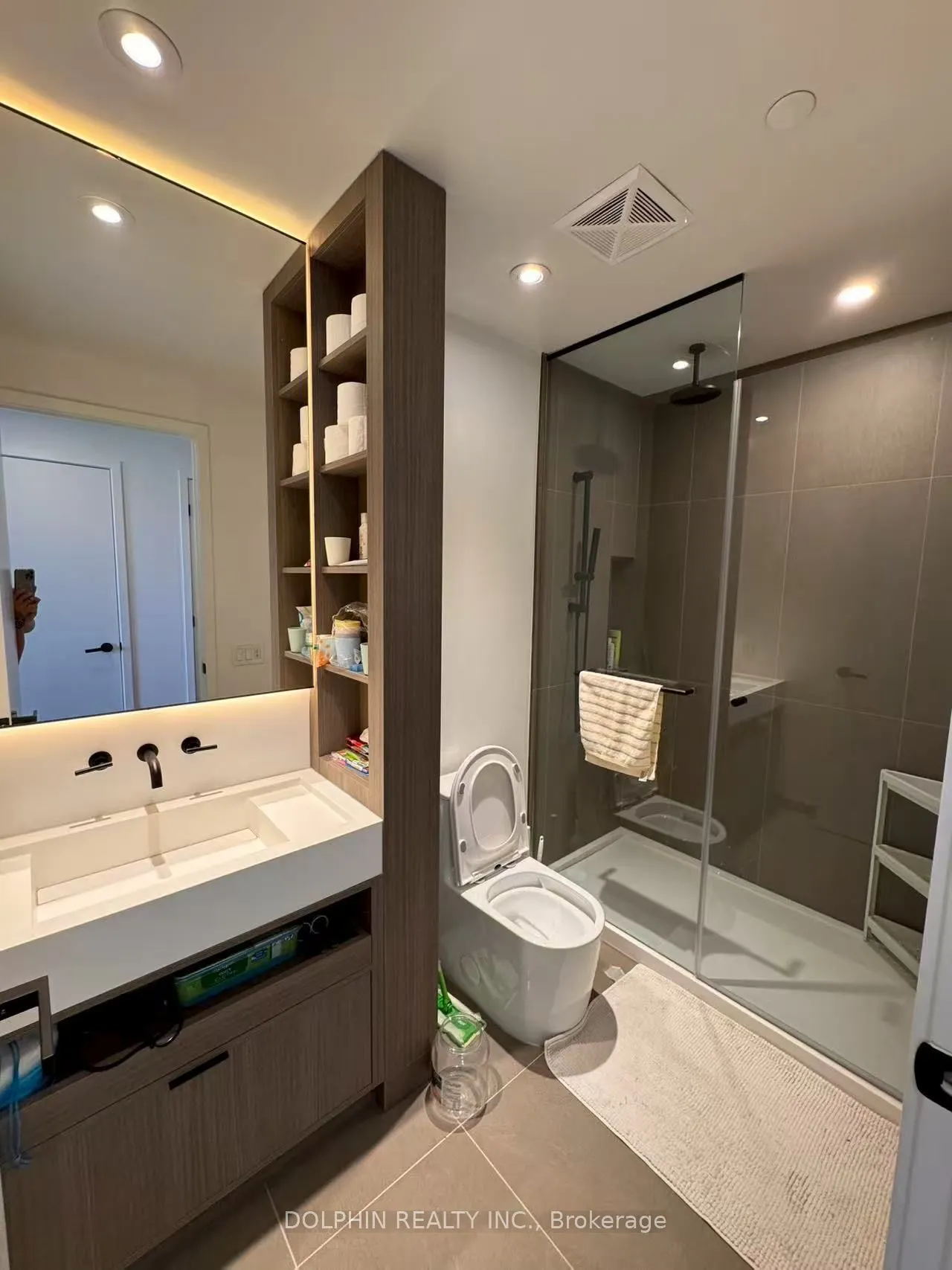 55 Charles Street E, #2611