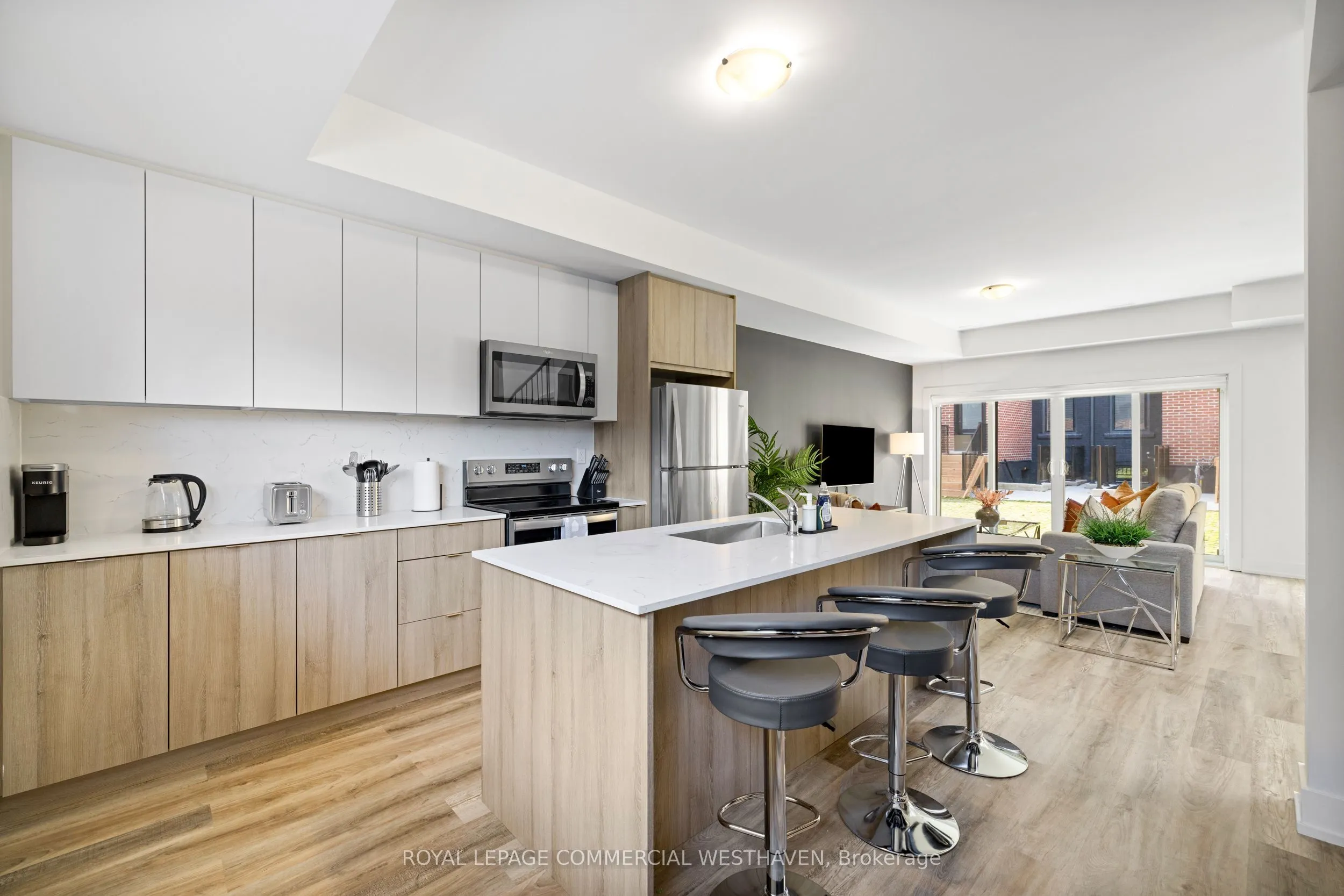 449 Lansdowne Avenue, #Laneway