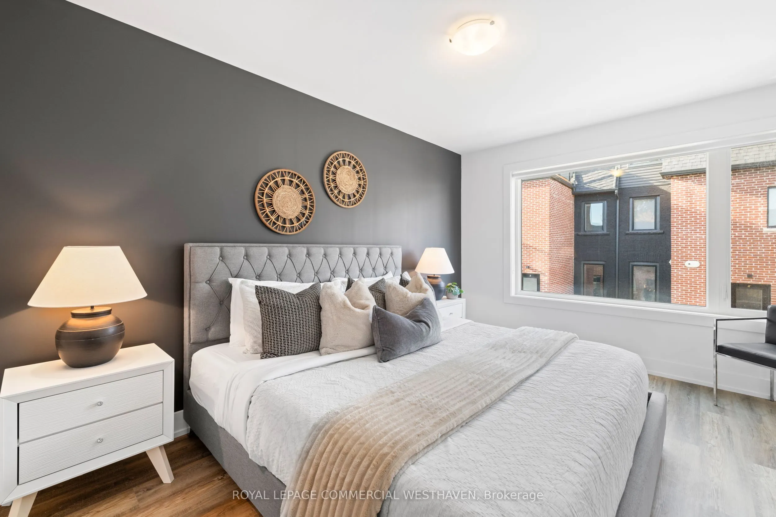 449 Lansdowne Avenue, #Laneway