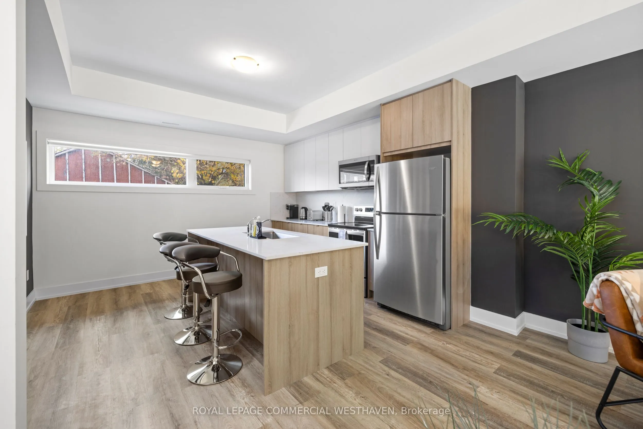449 Lansdowne Avenue, #Laneway