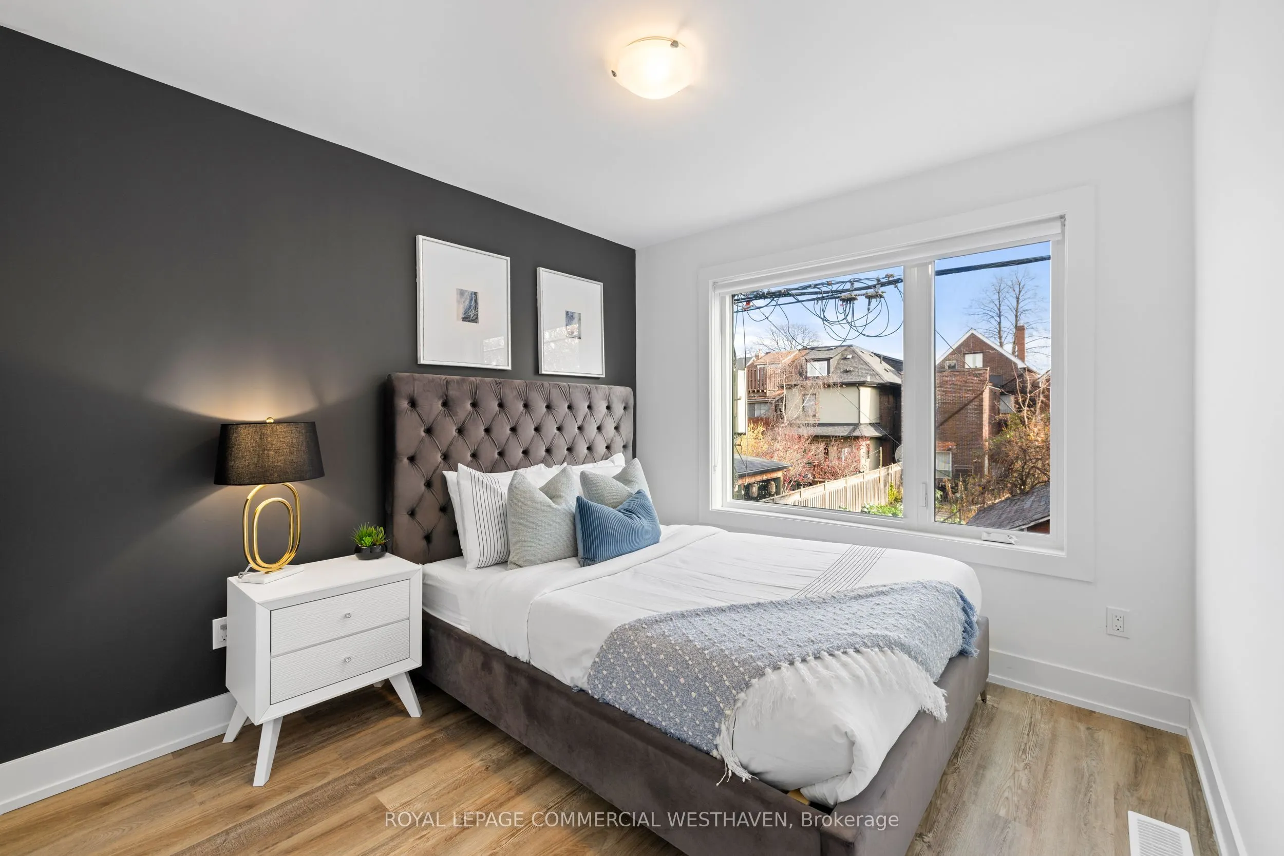 449 Lansdowne Avenue, #Laneway