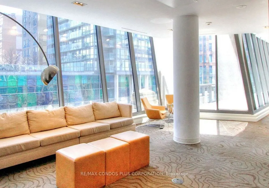 832 Bay Street, #5007