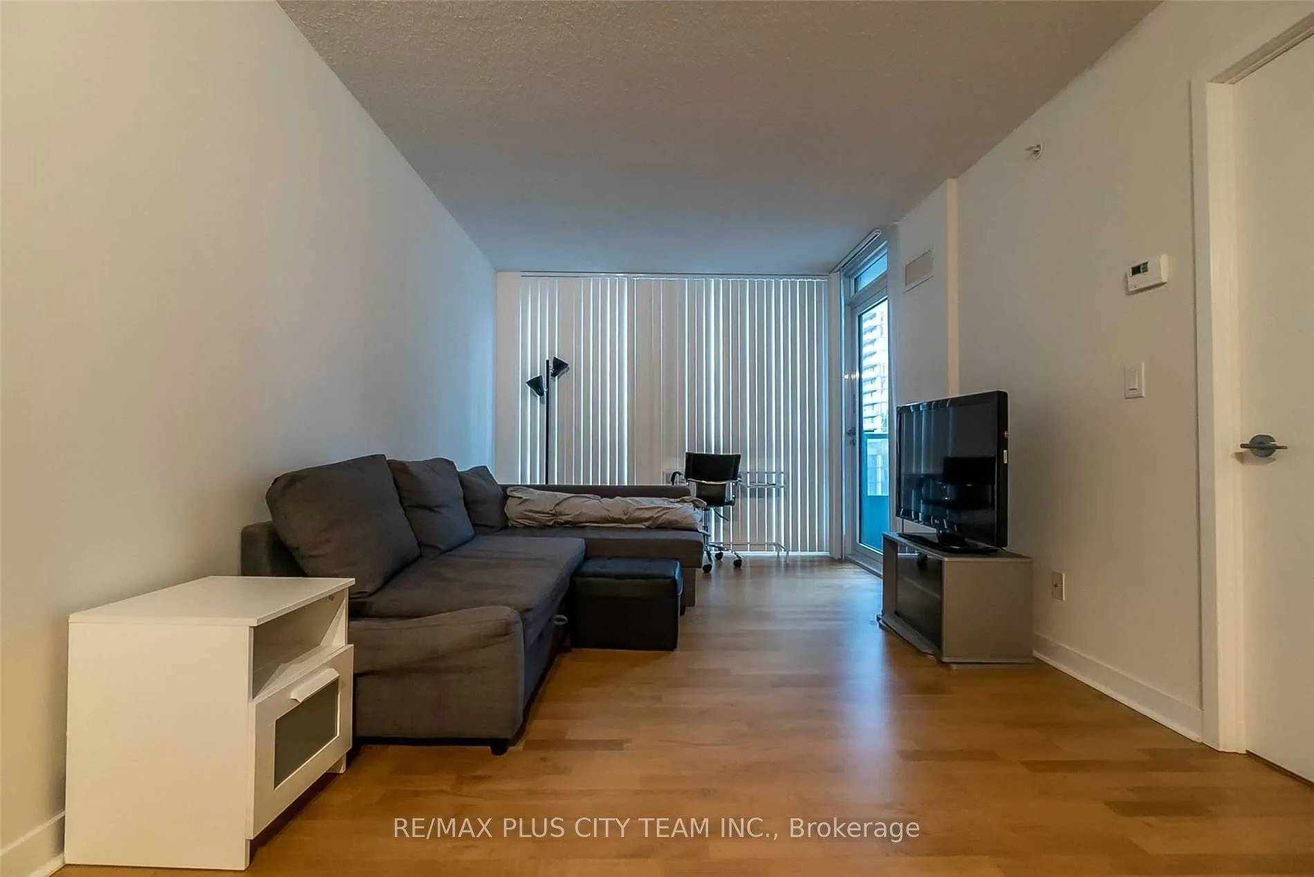 295 Adelaide Street W, #1610