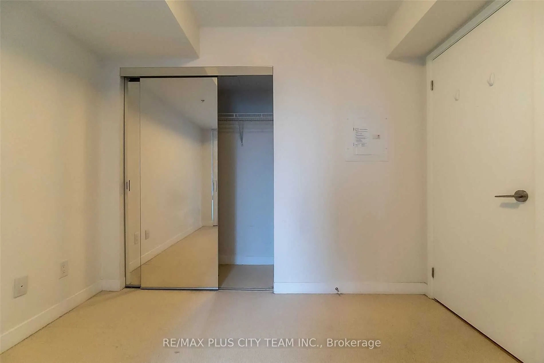 295 Adelaide Street W, #1610