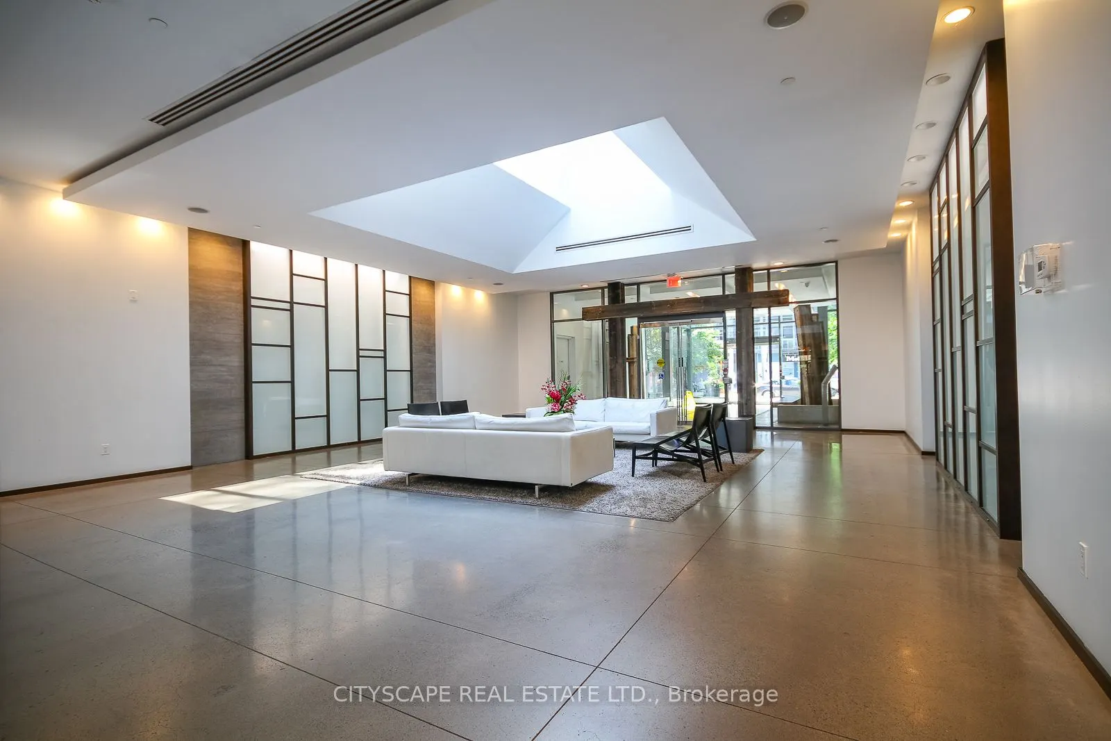 1030 King Street W, #626