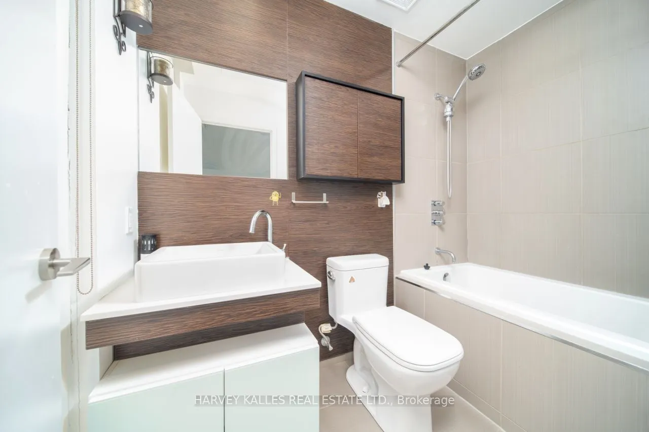 75 St Nicholas Street, #1202