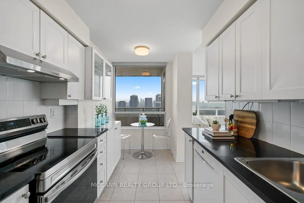 3 Rean Drive, #1807
