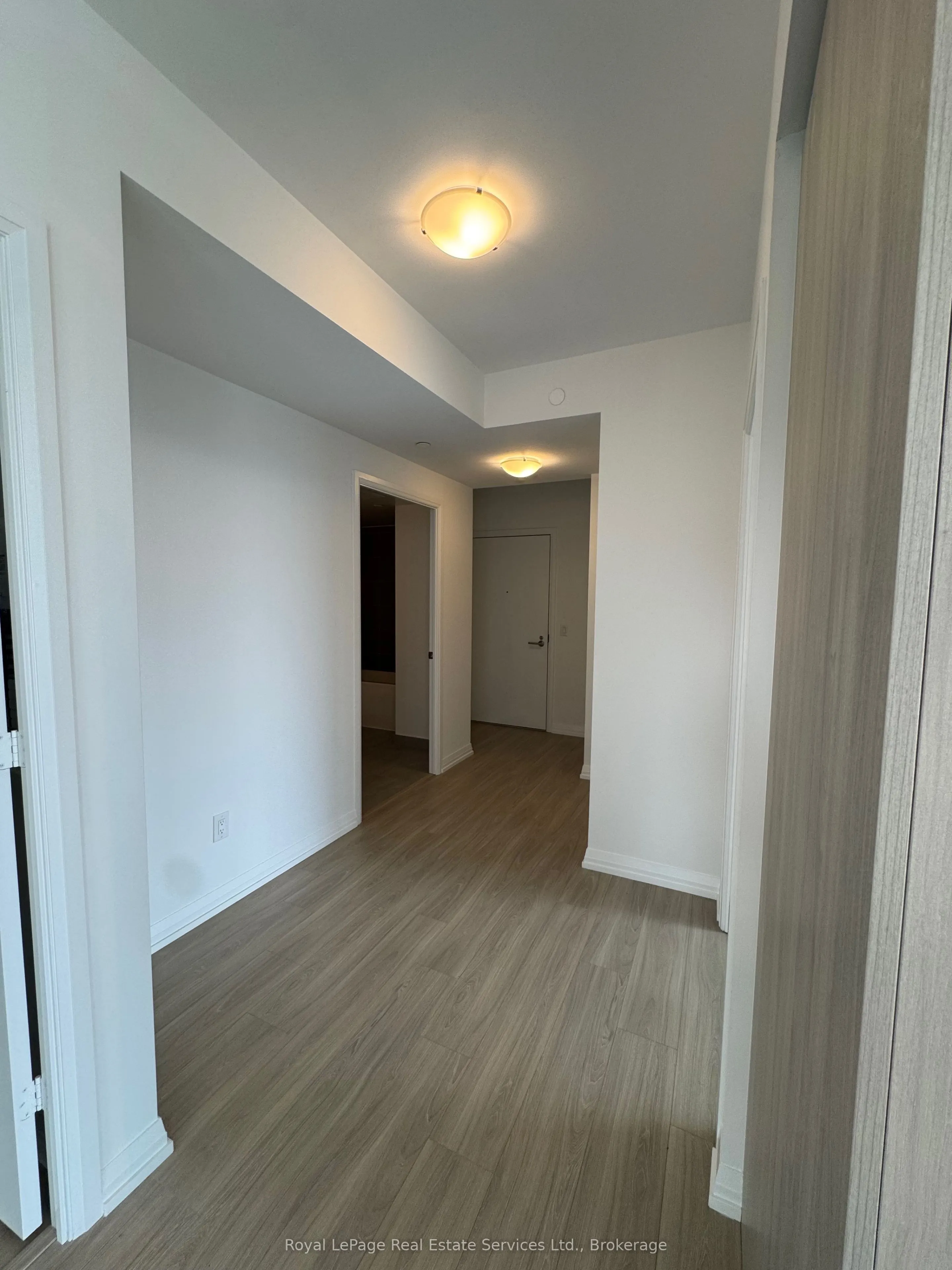 28 Widmer Street, #2725