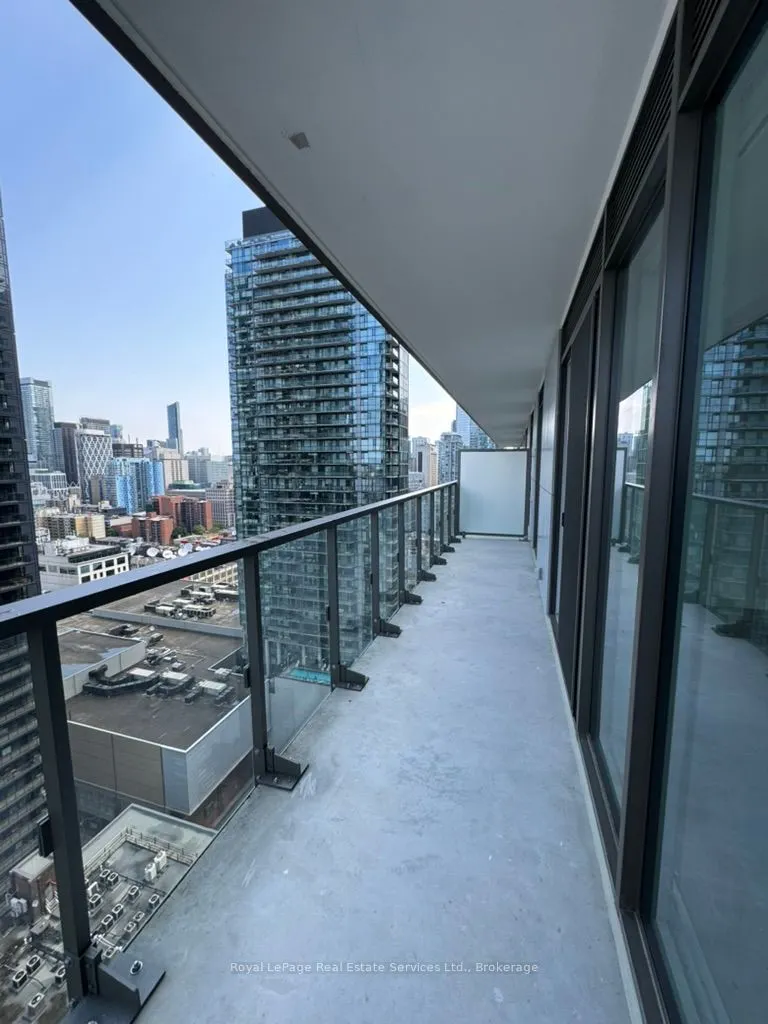 28 Widmer Street, #2725