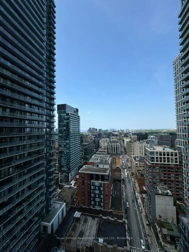 28 Widmer Street, #2725