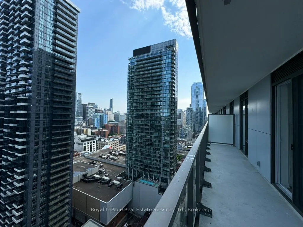 28 Widmer Street, #2725