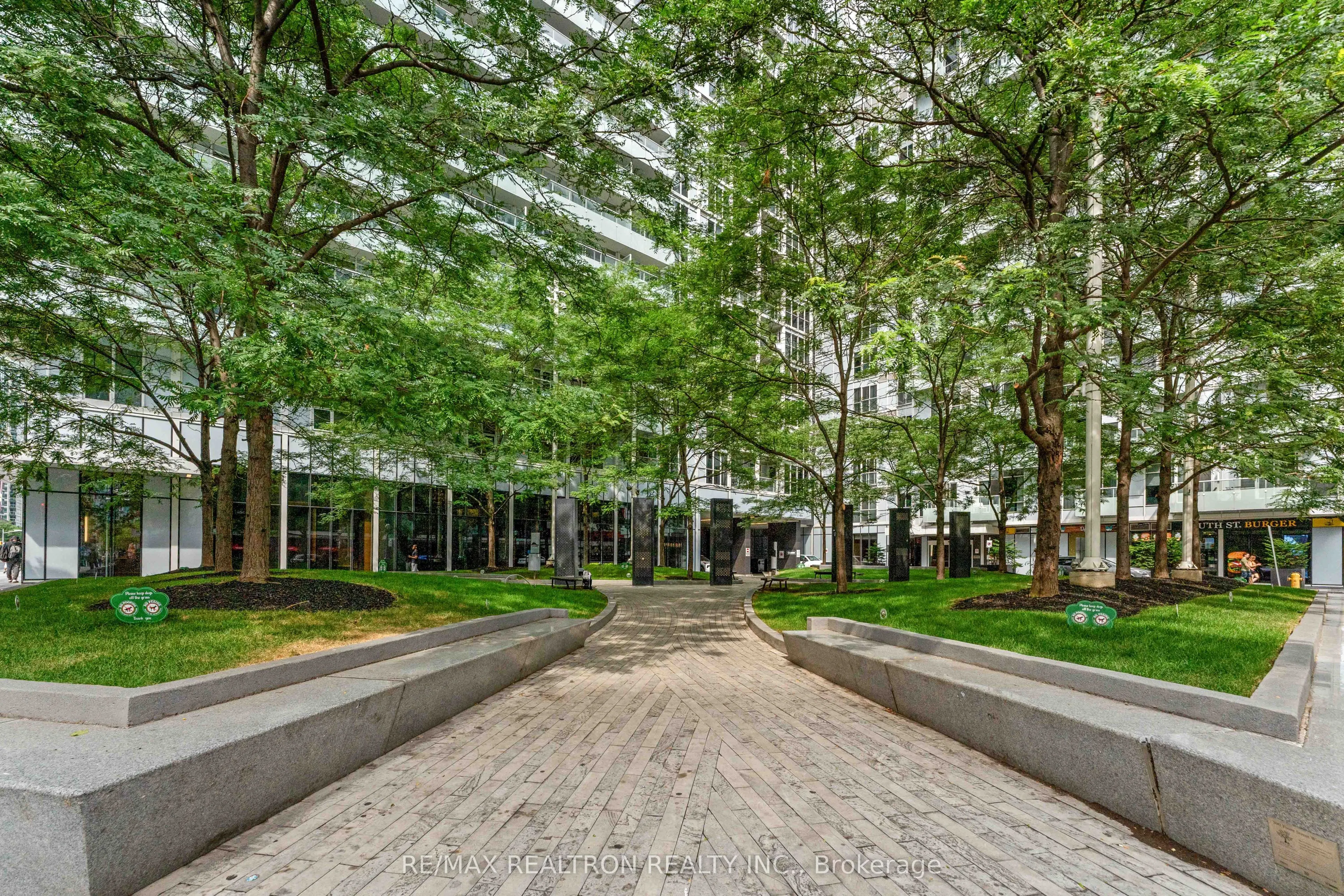 300 Front Street W, #2603