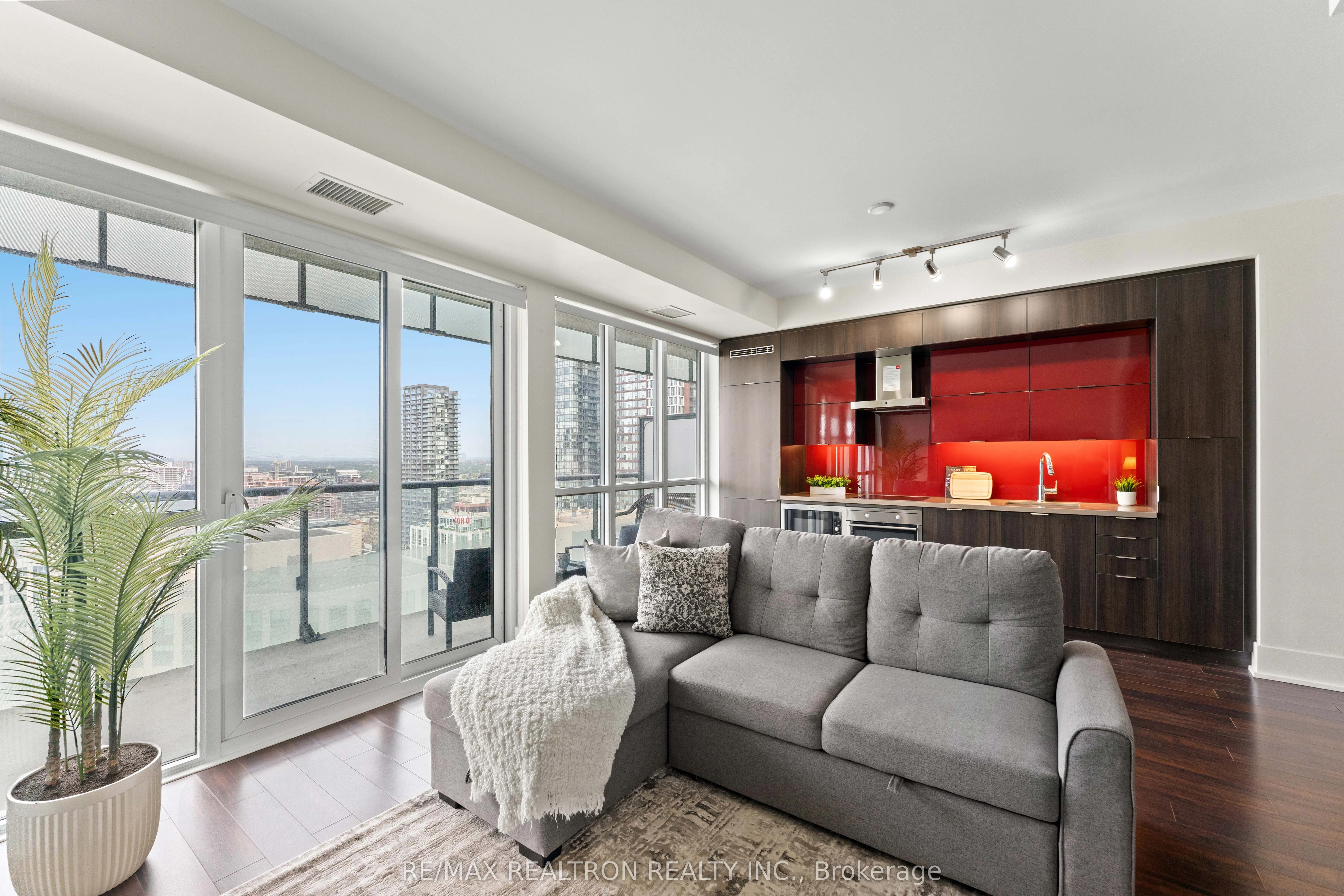 300 Front Street W, #2603