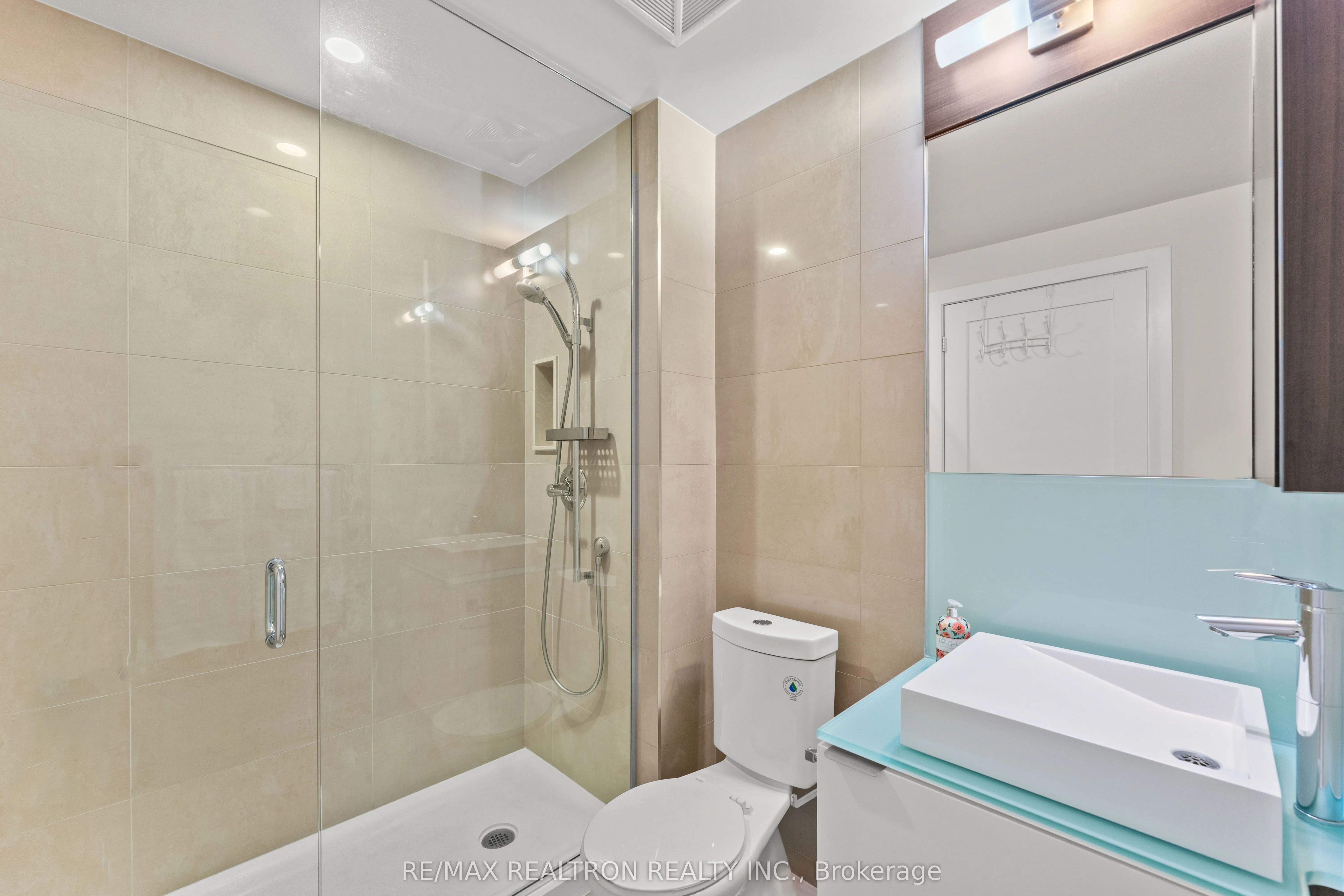 300 Front Street W, #2603