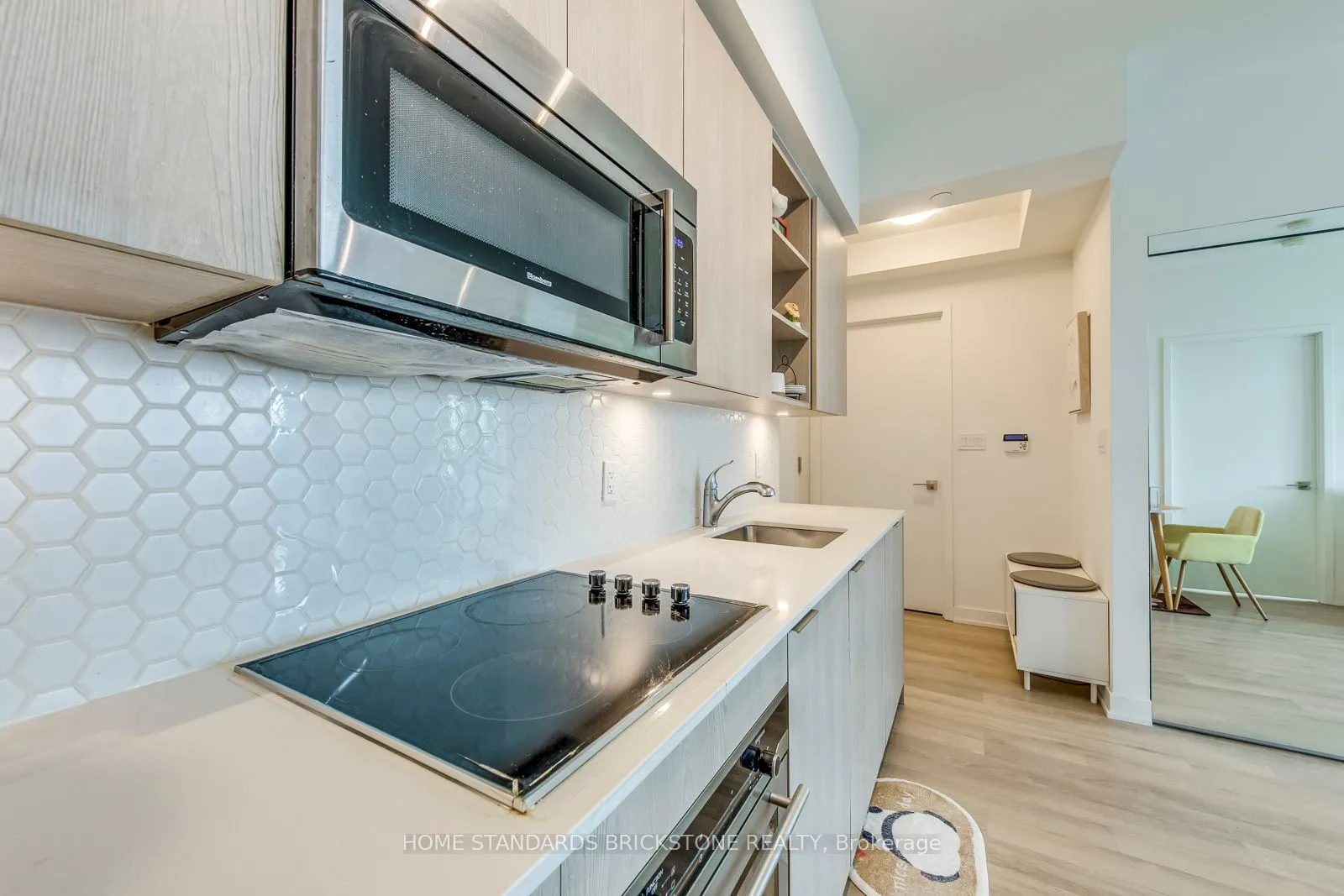 50 Ordnance Street, #2212