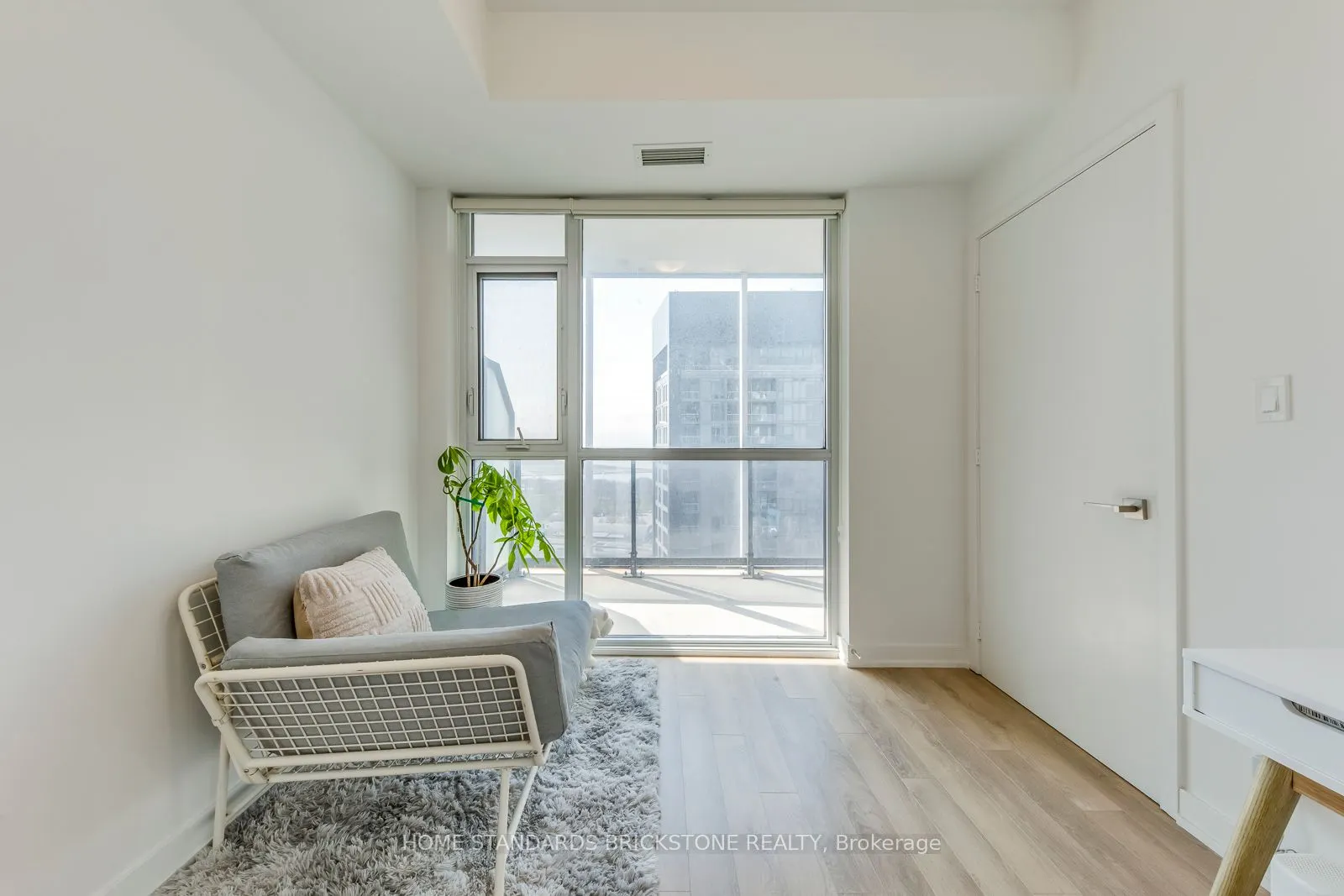 50 Ordnance Street, #2212