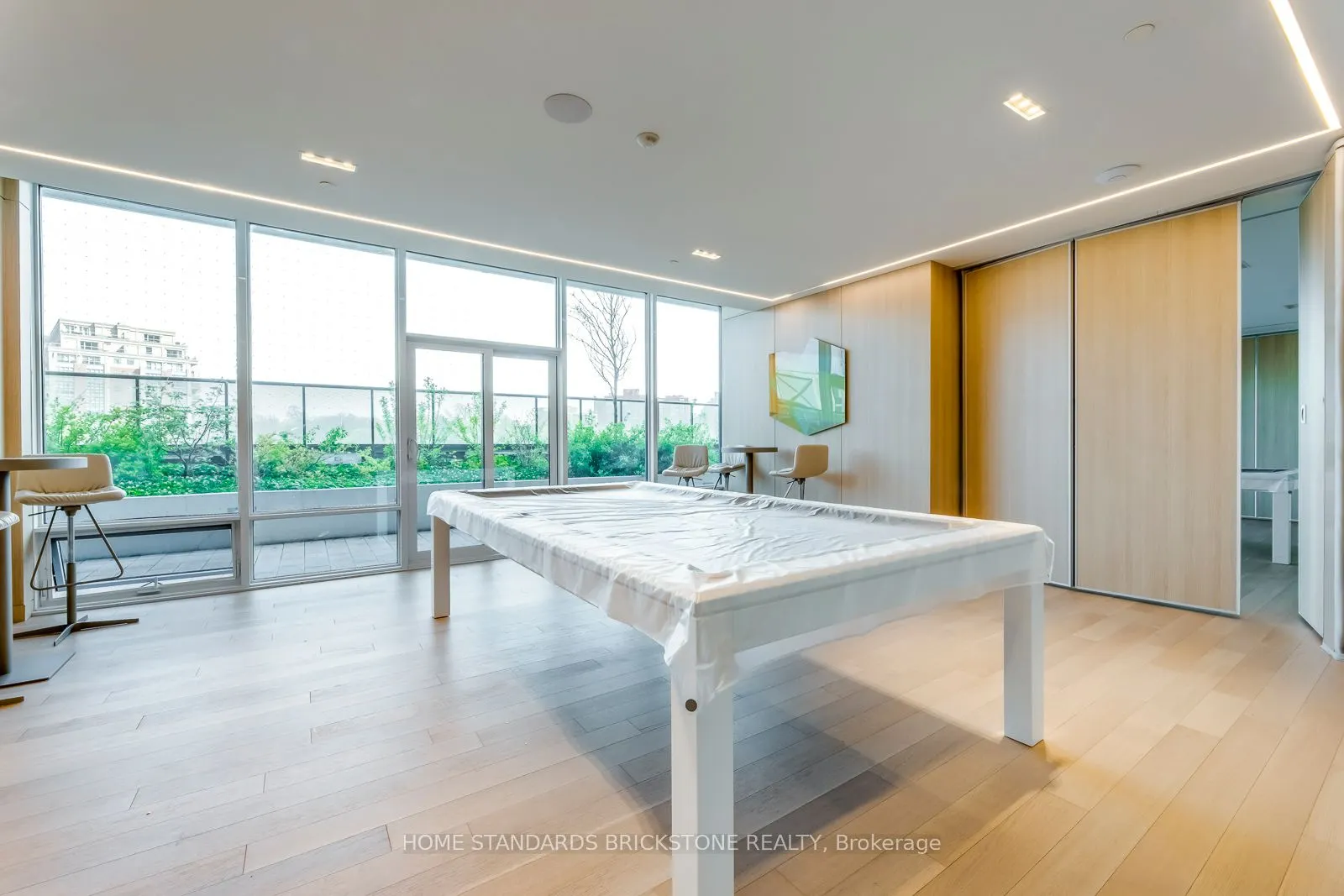 50 Ordnance Street, #2212