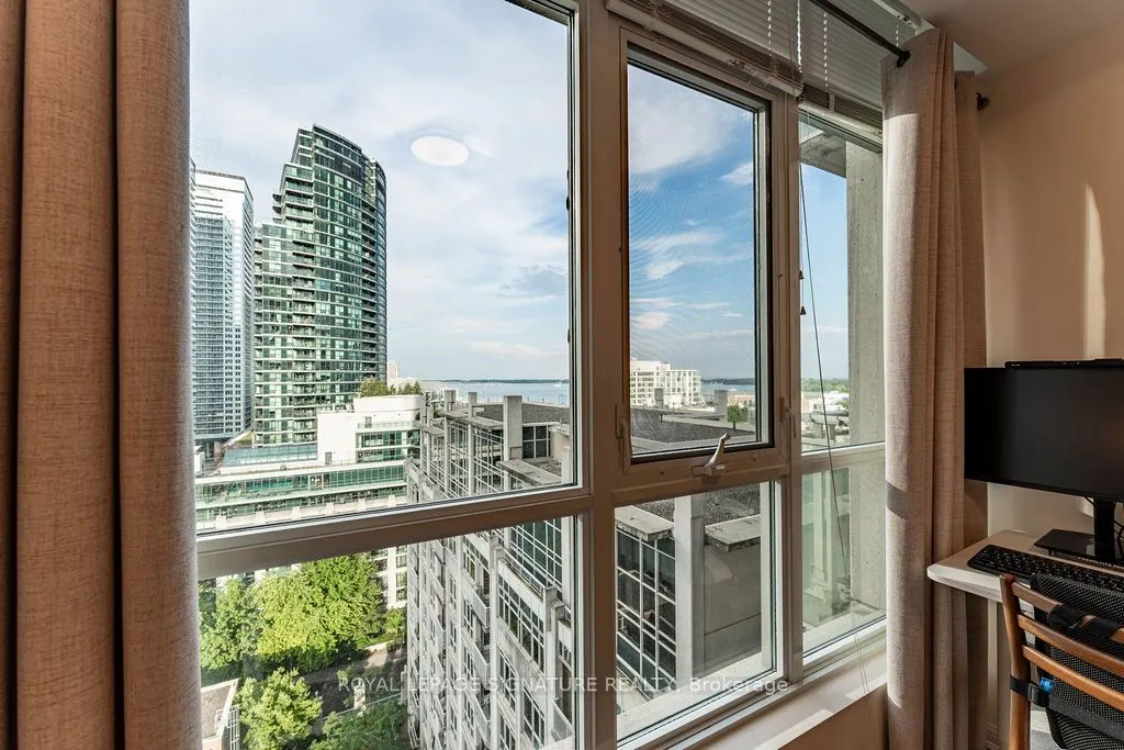 21 Grand Magazine Street, #1409