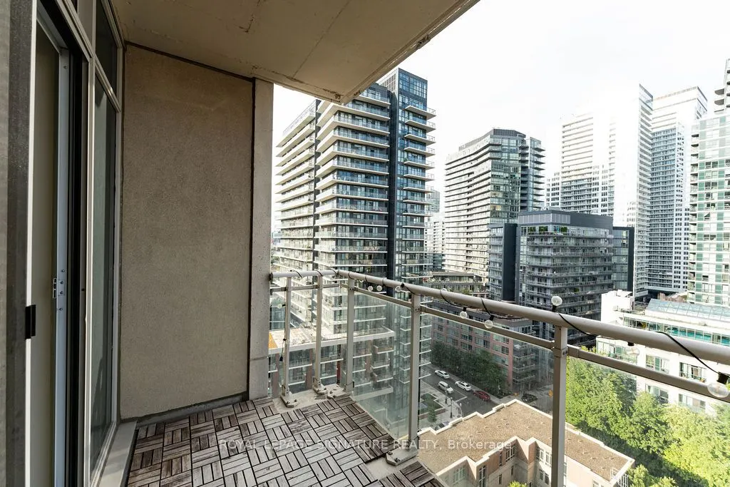 21 Grand Magazine Street, #1409