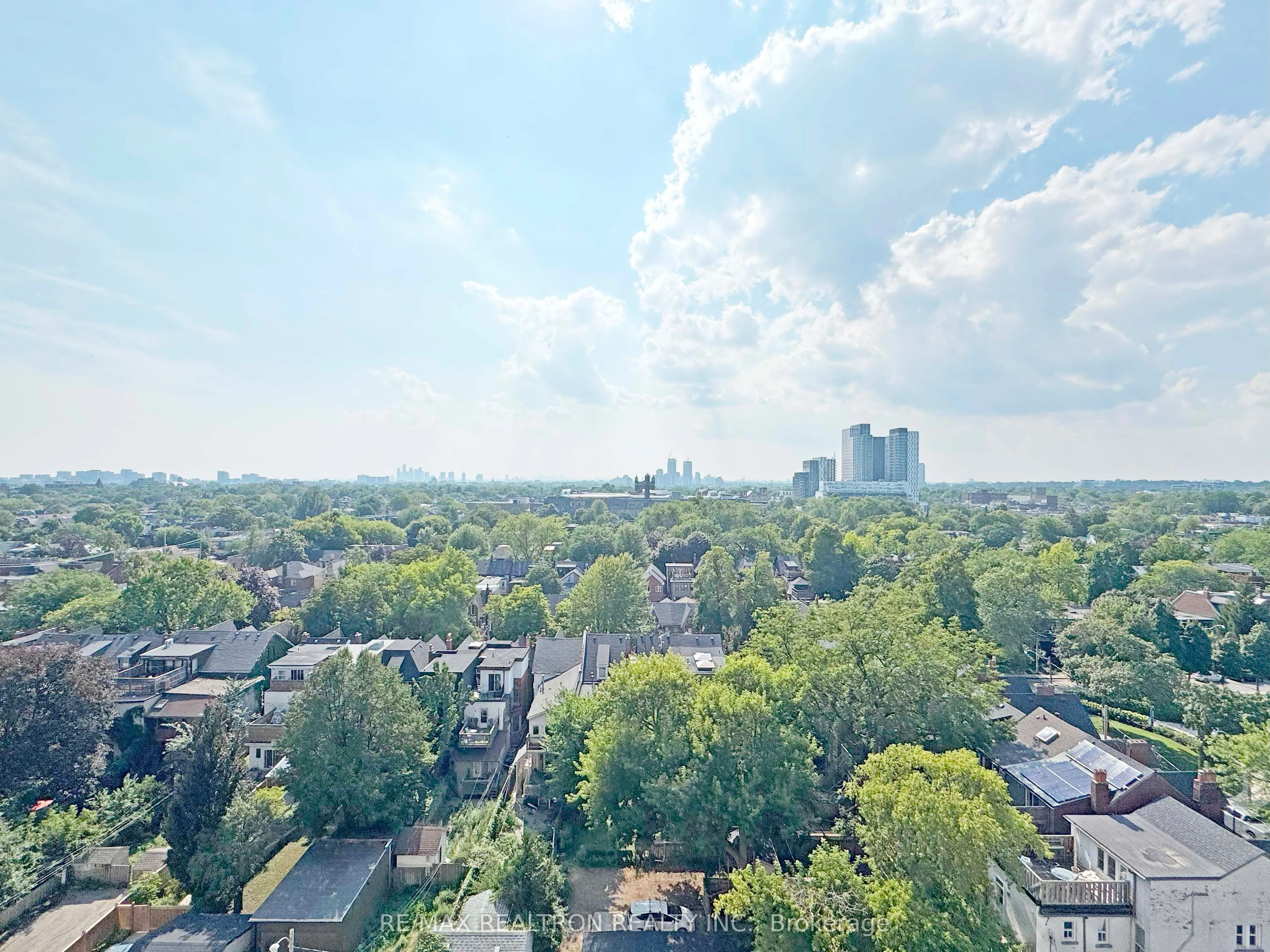 666 Spadina Avenue, #1201