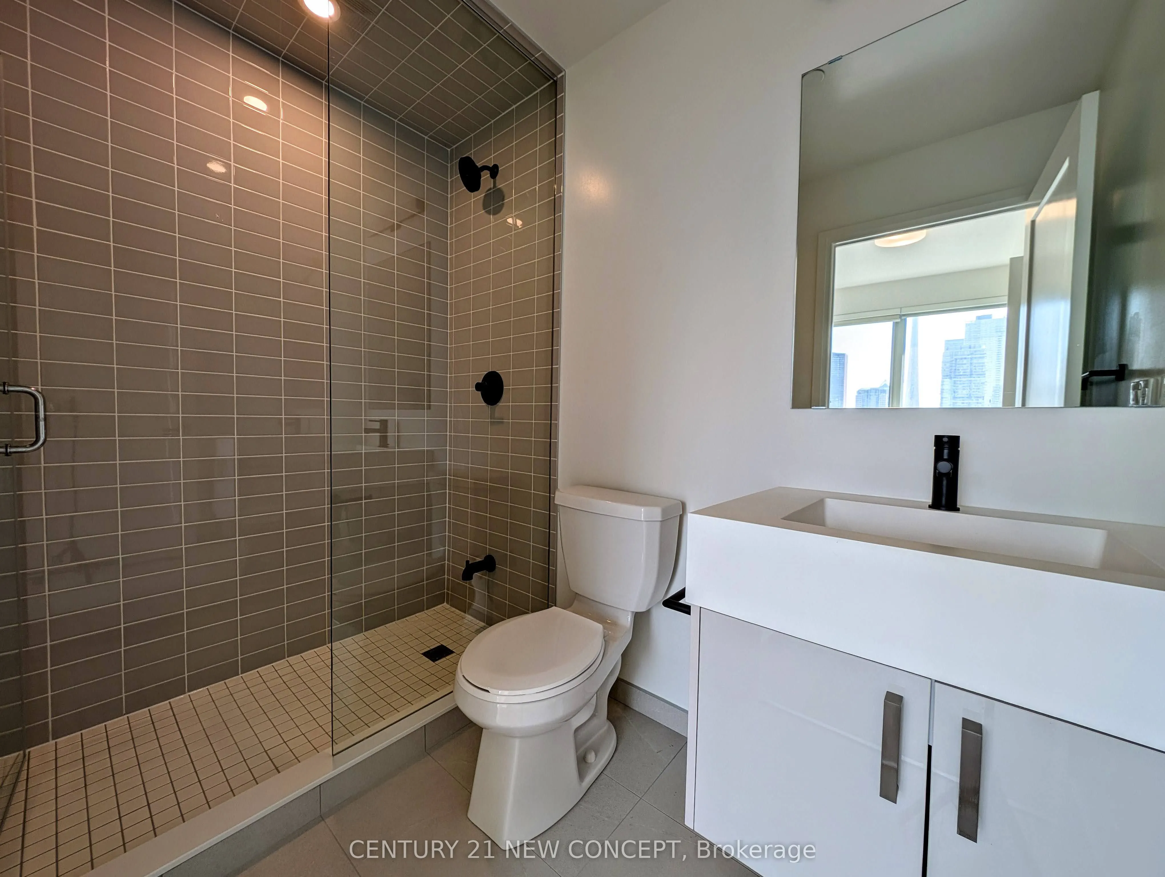 280 Dundas Street W, #1408