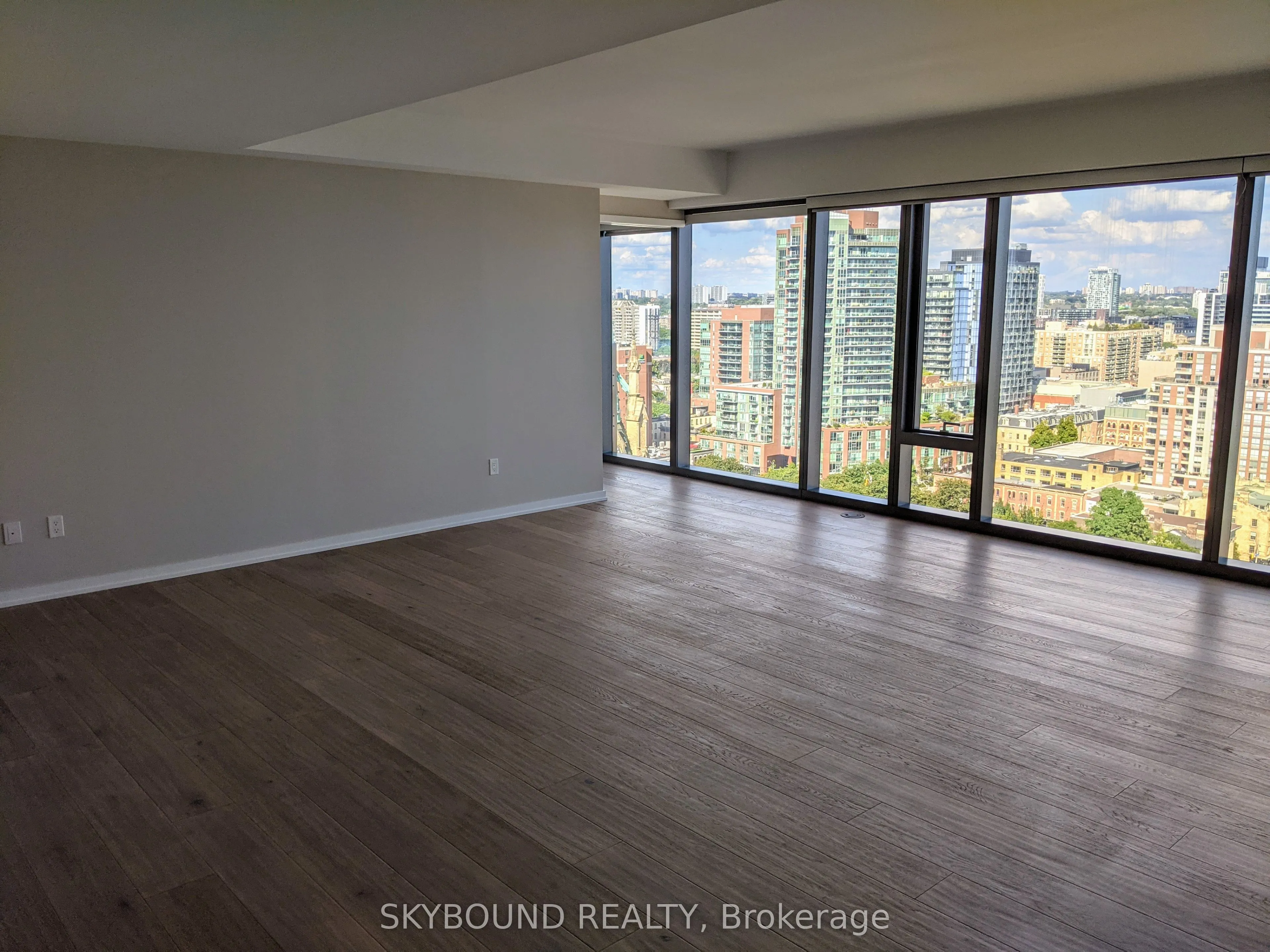 60 Colborne Street, #2002