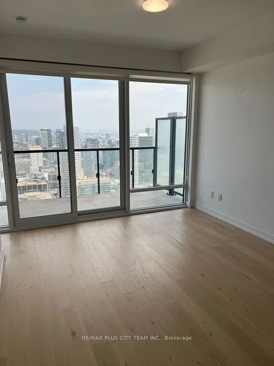 488 University Avenue, #4505