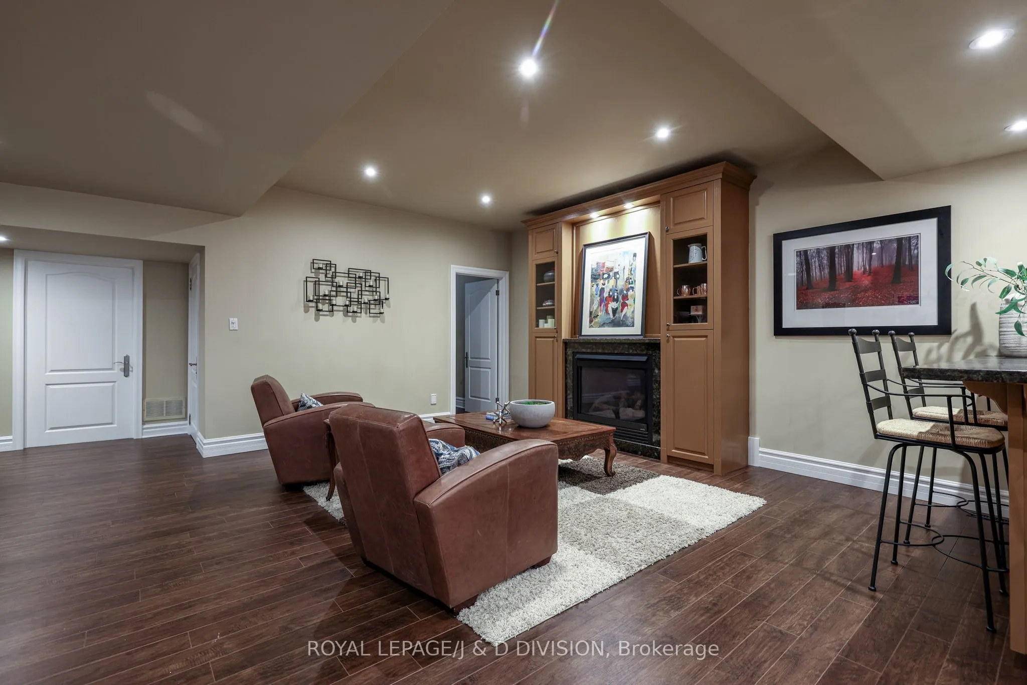 82 Munro Boulevard