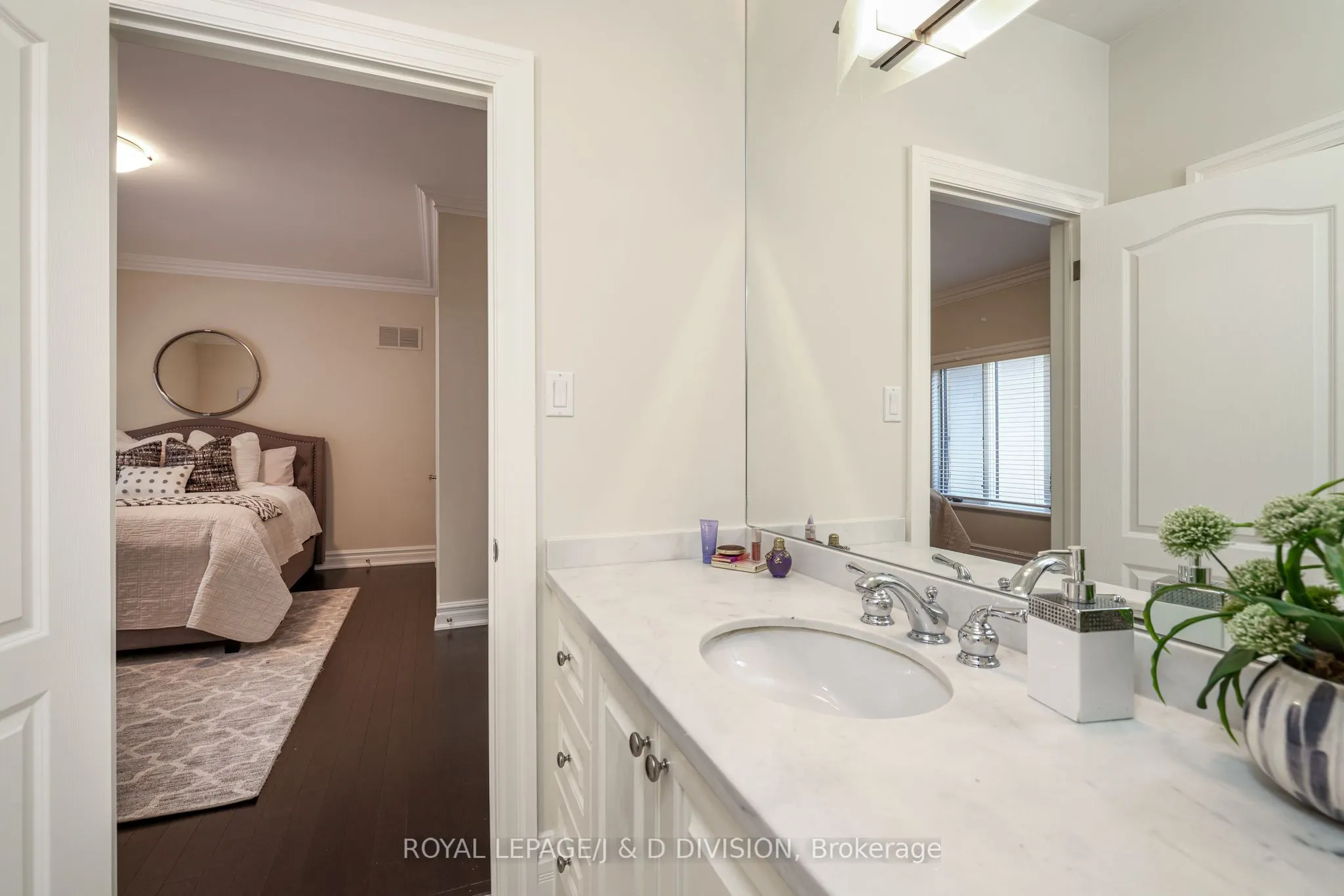 82 Munro Boulevard