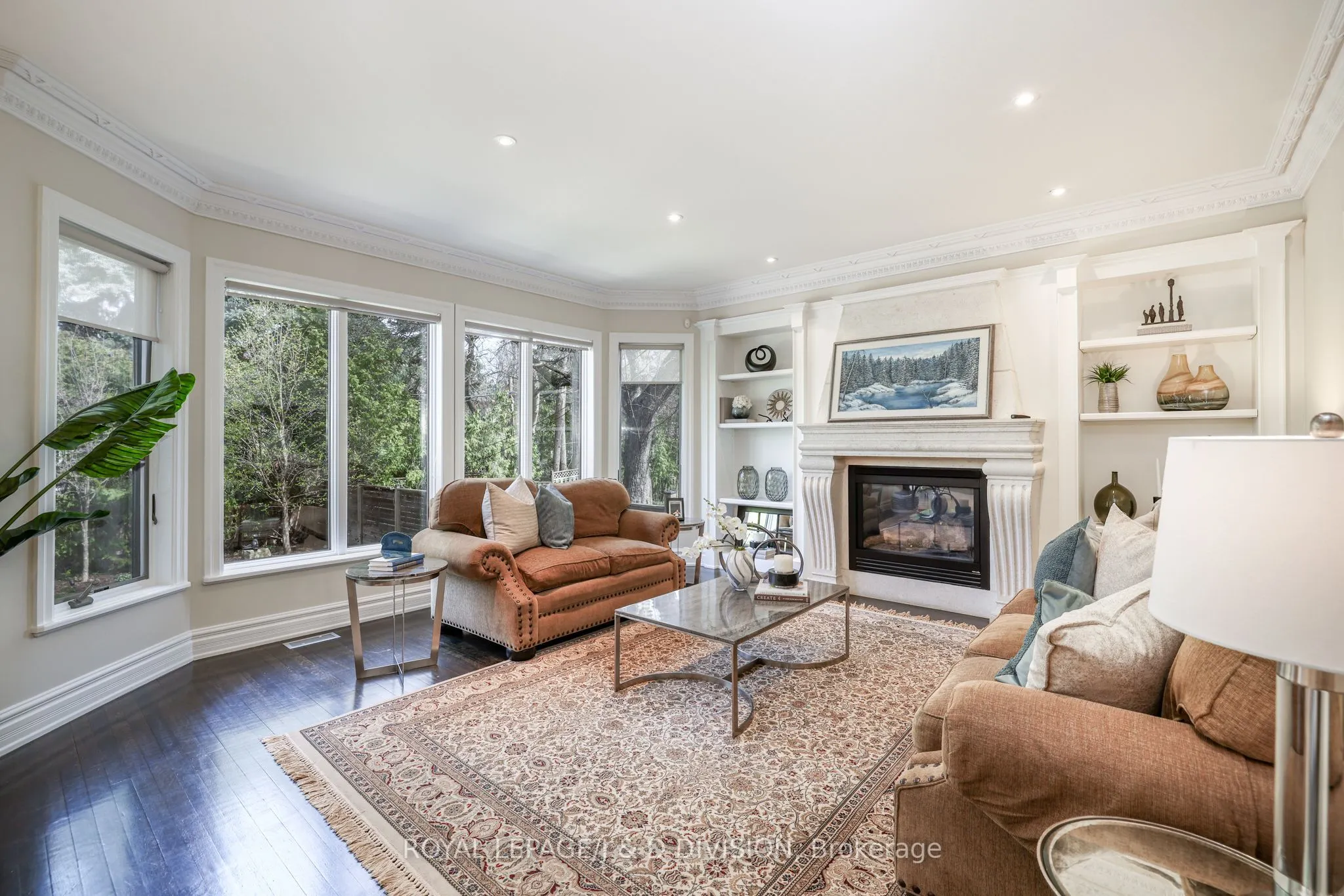 82 Munro Boulevard