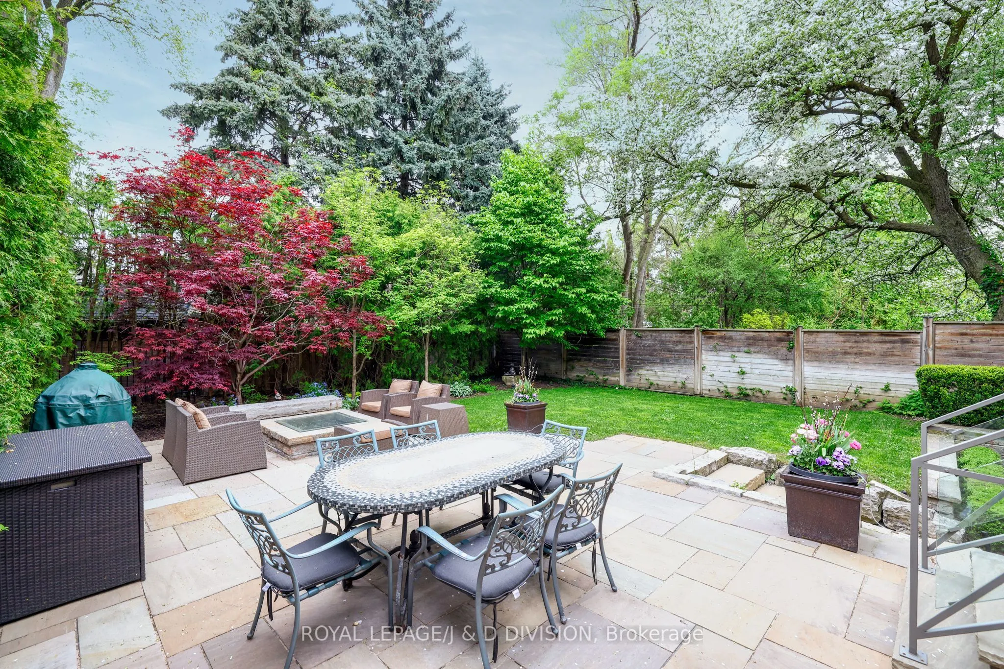 82 Munro Boulevard
