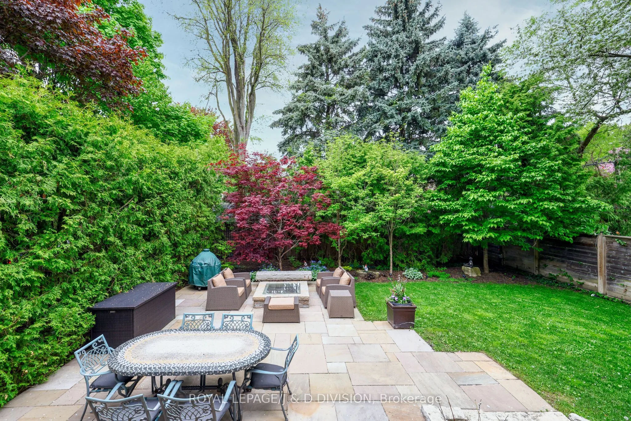 82 Munro Boulevard