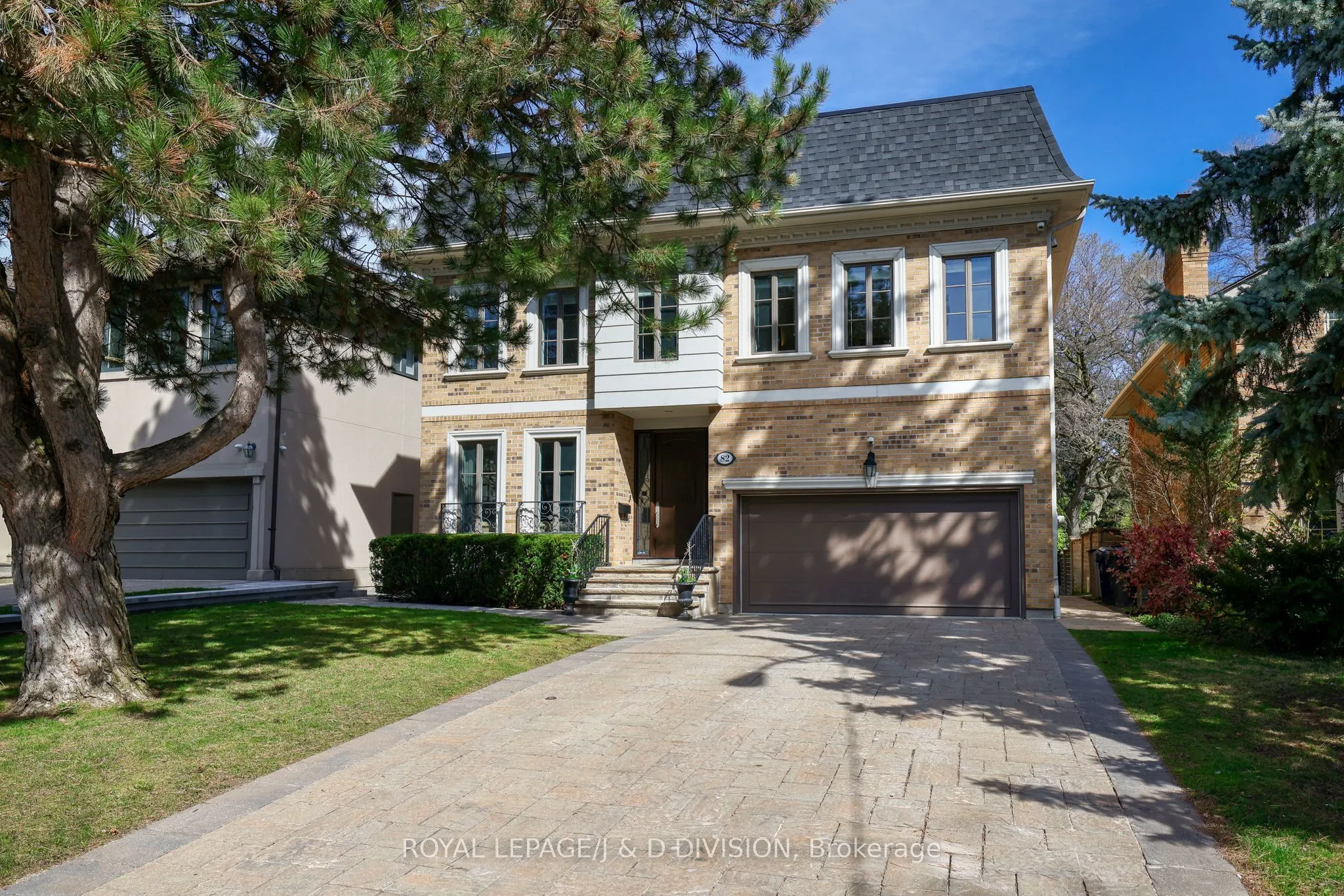 82 Munro Boulevard