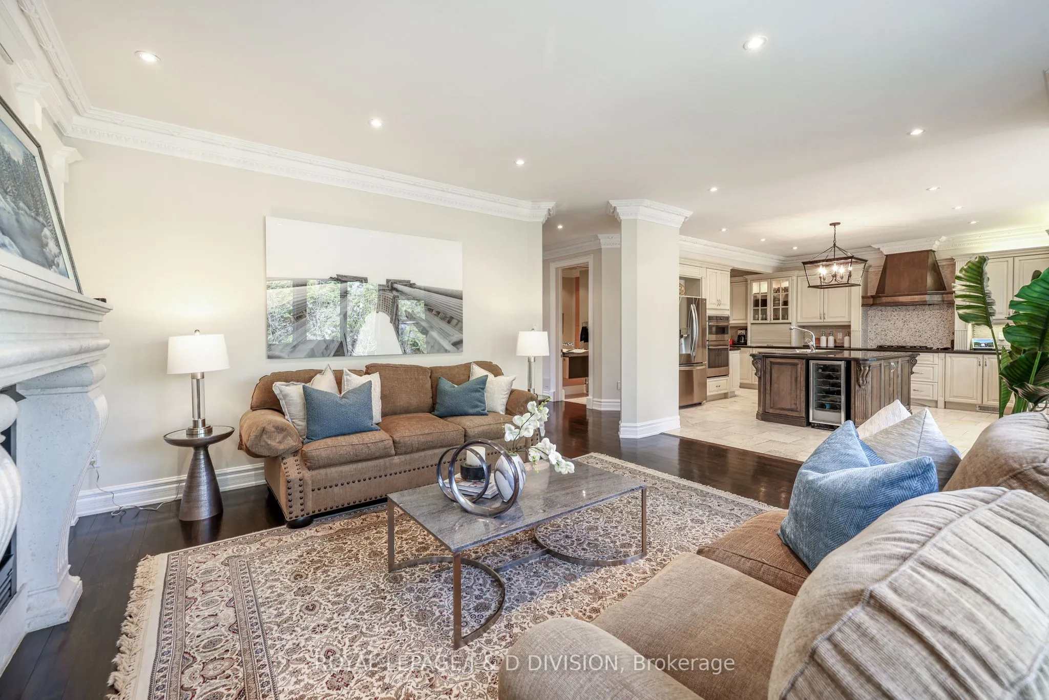 82 Munro Boulevard