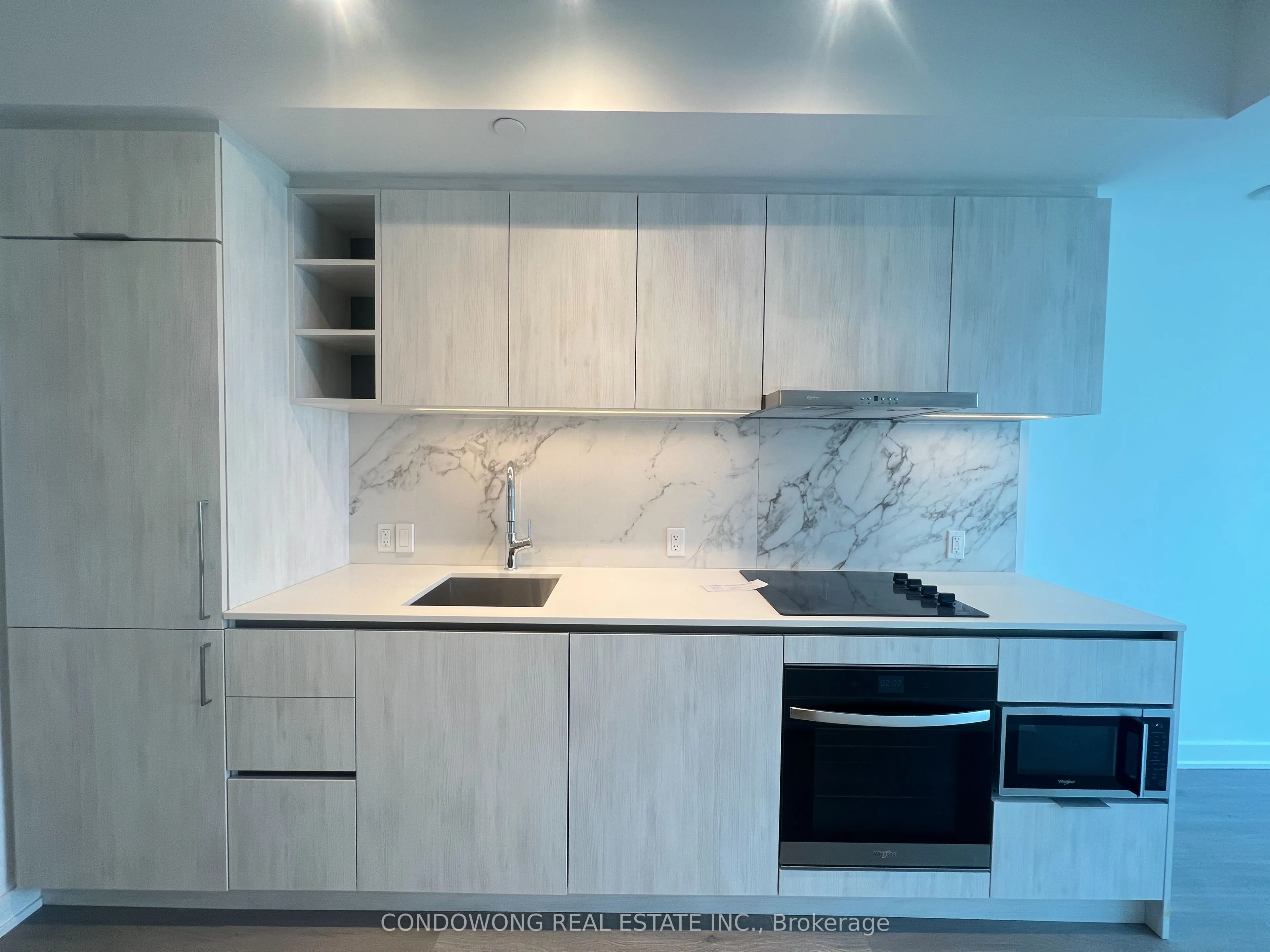 8 Wellesley Street W, #4508