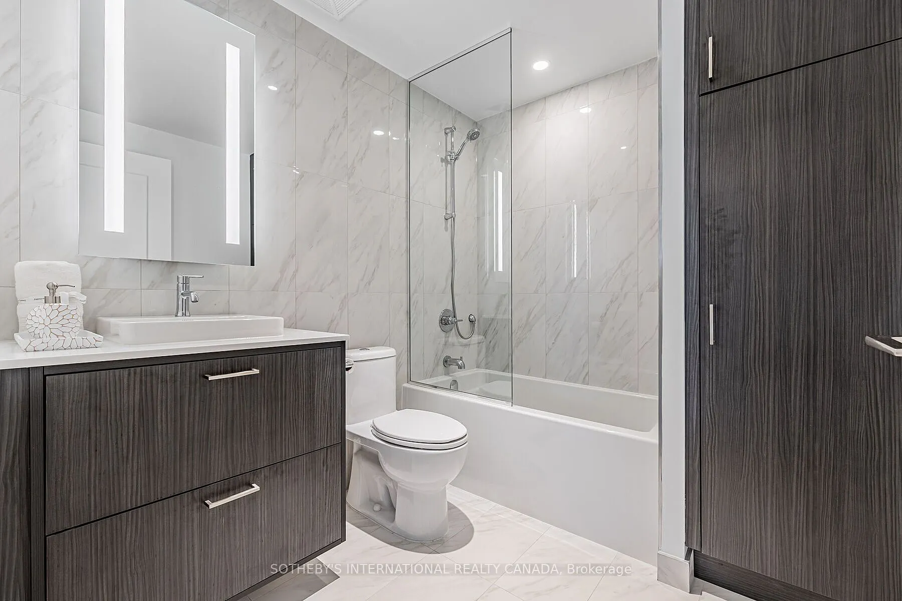 480 Front Street, #1801