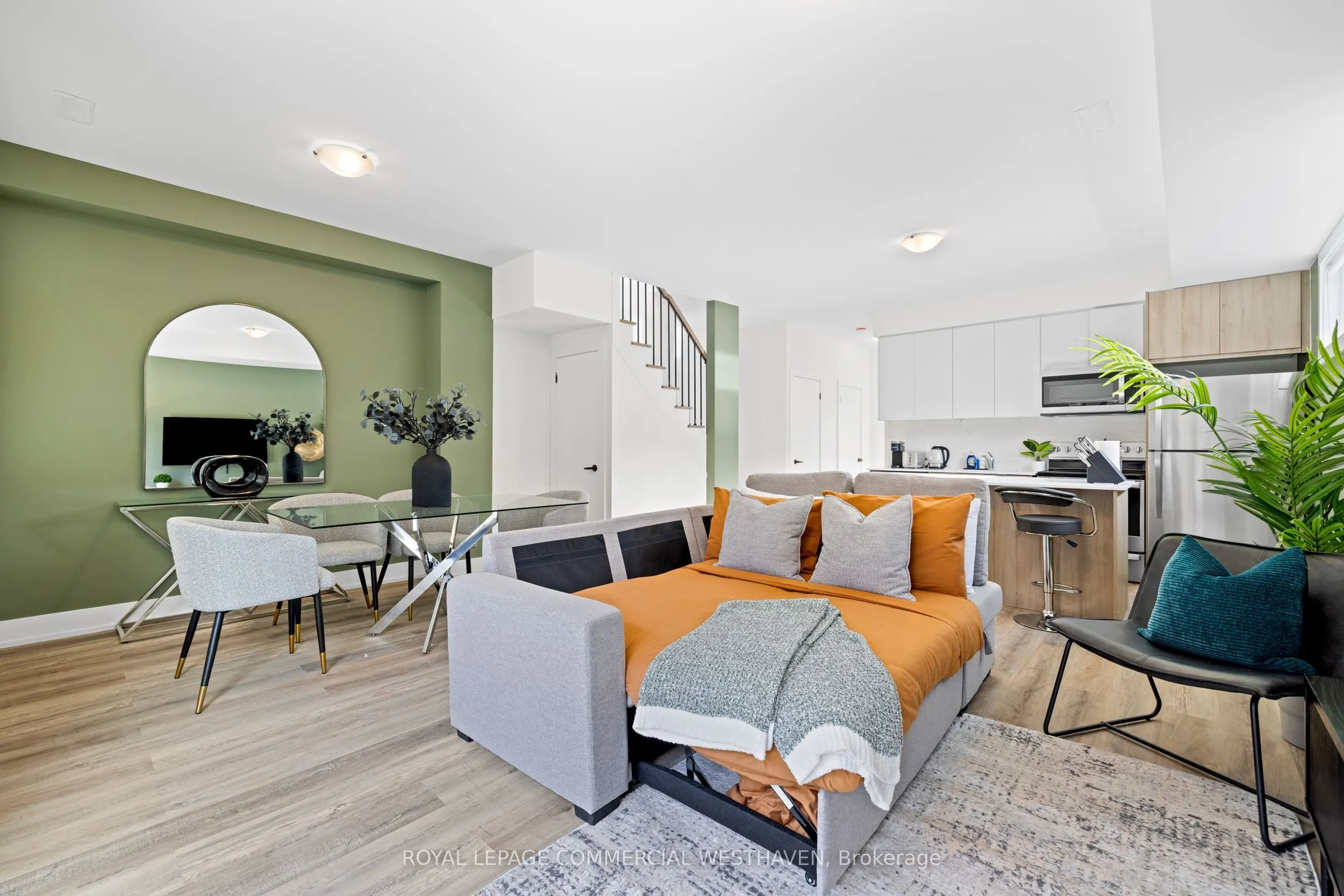 447 Lansdowne Avenue, #Laneway