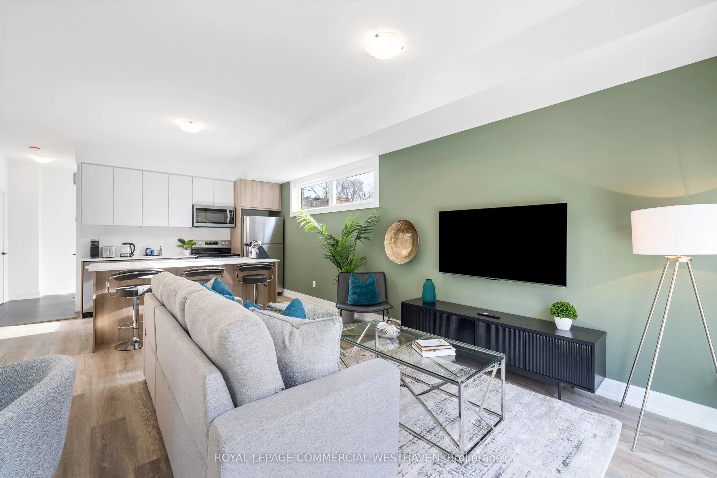 447 Lansdowne Avenue, #Laneway