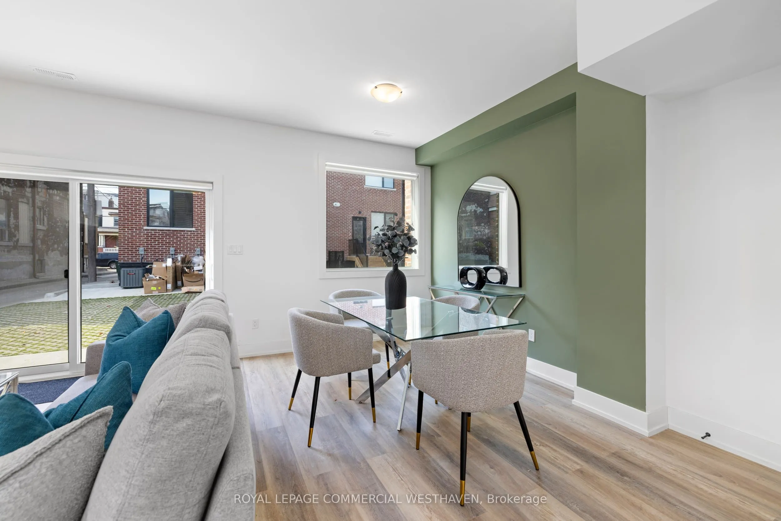 447 Lansdowne Avenue, #Laneway