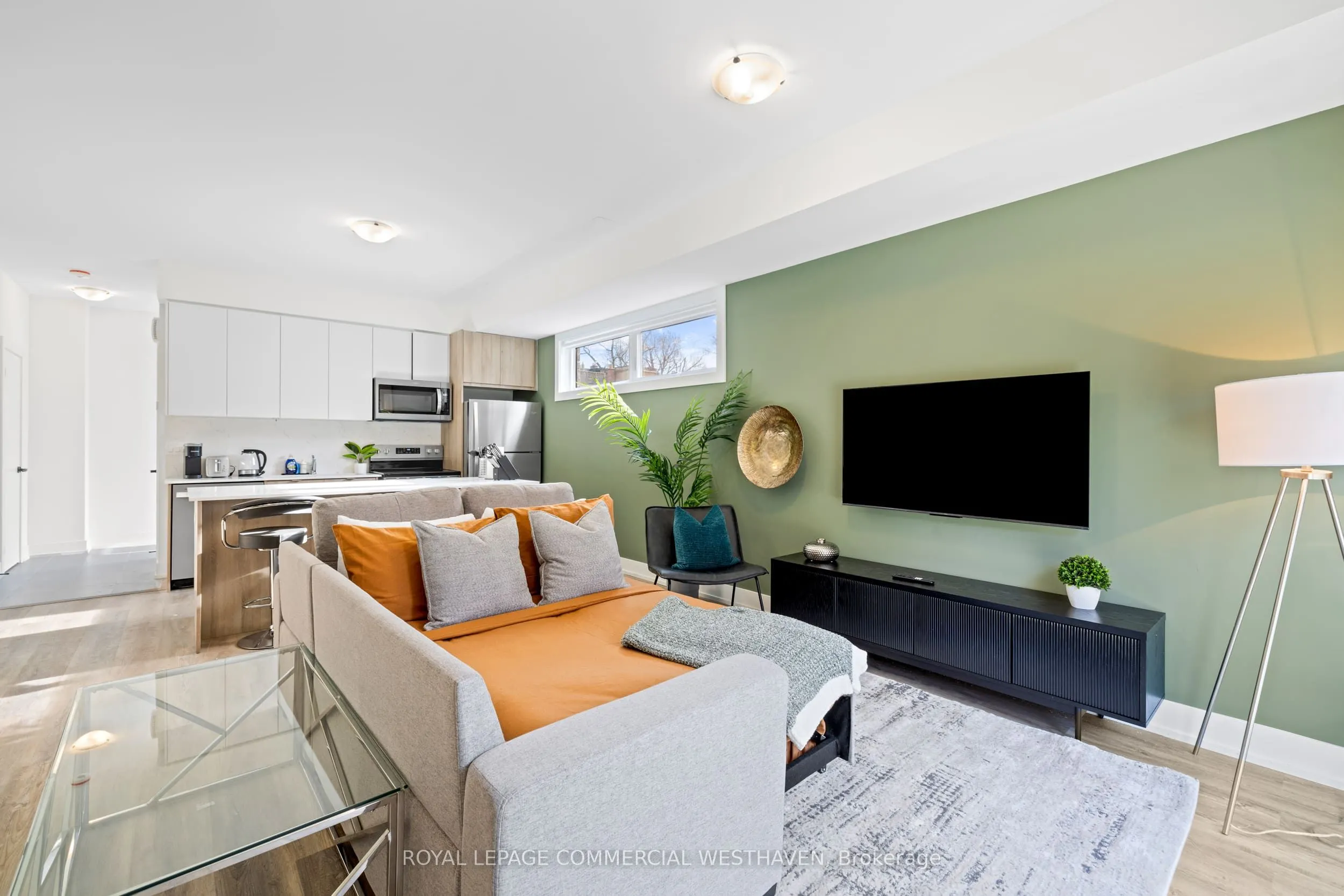 447 Lansdowne Avenue, #Laneway
