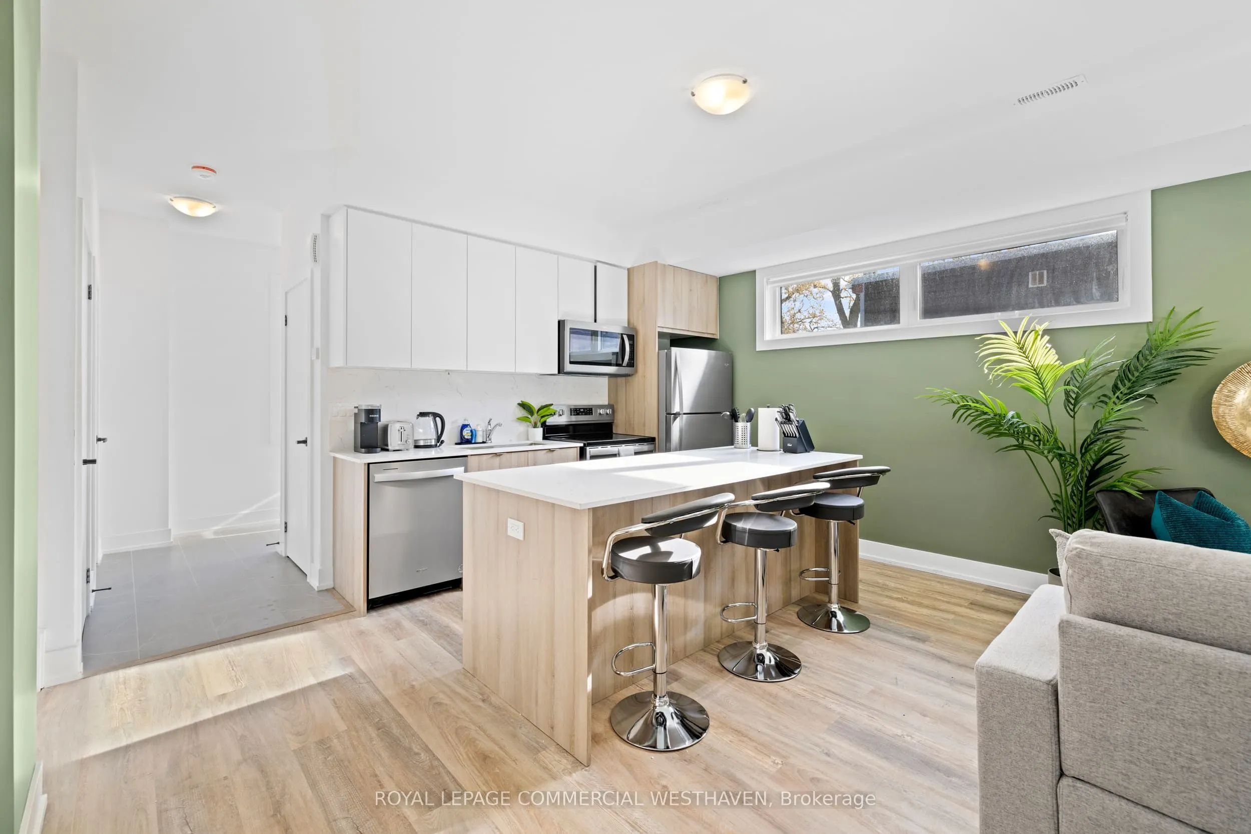 447 Lansdowne Avenue, #Laneway