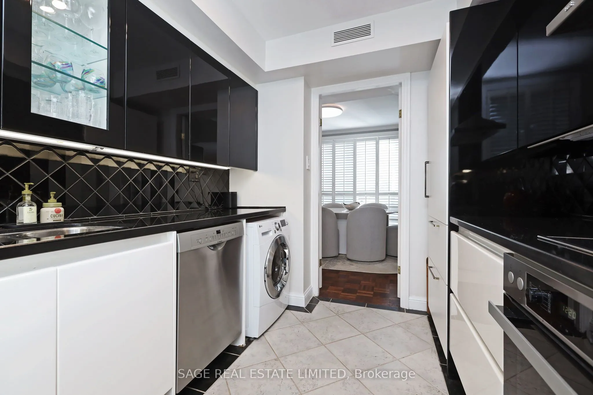 105 Heath Street W, #9
