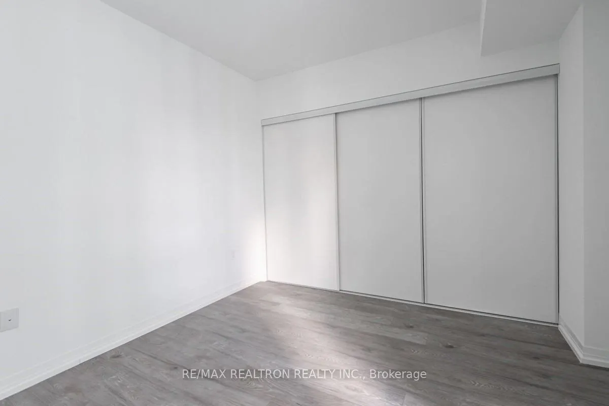 251 Jarvis Street, #906