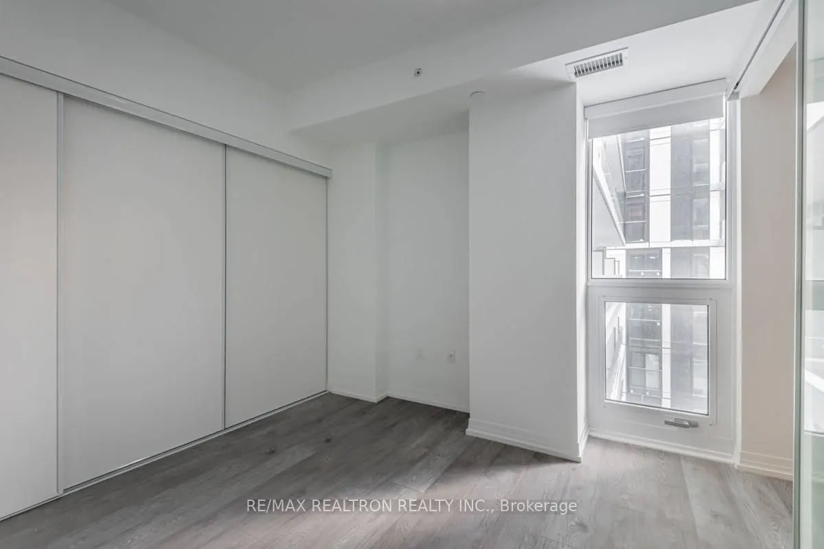 251 Jarvis Street, #906