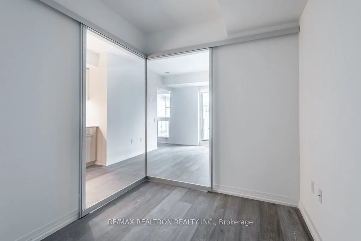 251 Jarvis Street, #906