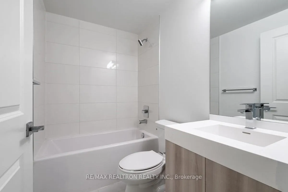 251 Jarvis Street, #906