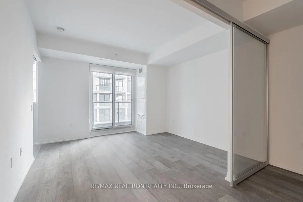 251 Jarvis Street, #906